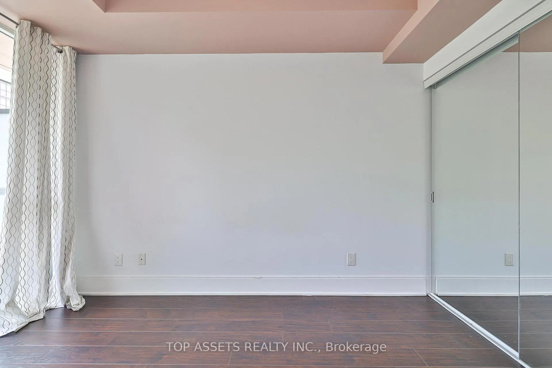Photo 22 of Unit 708, 25 Broadway Avenue, Toronto, Mount Pleasant West — HOMEH