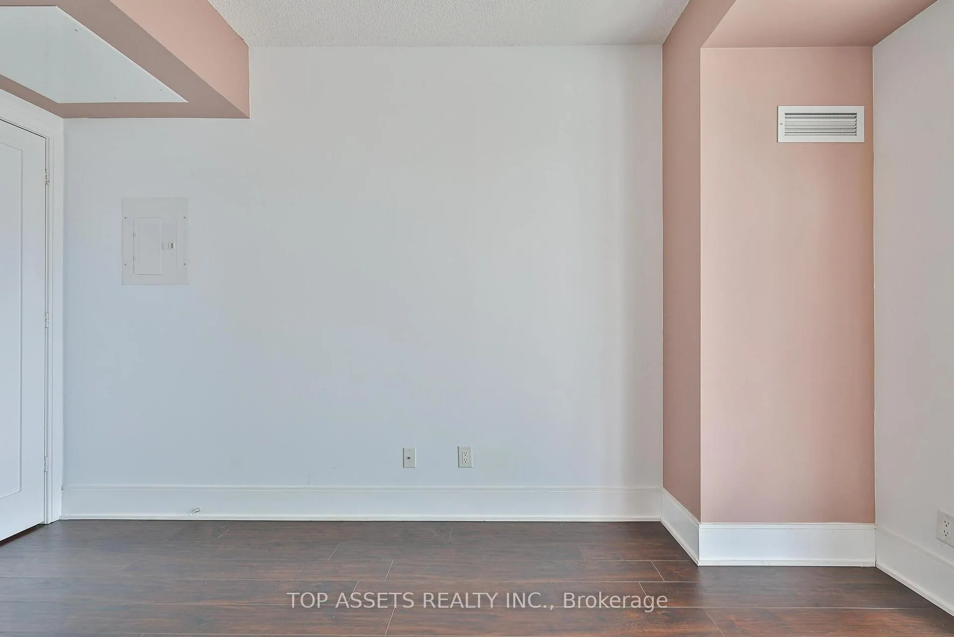 Photo 24 of Unit 708, 25 Broadway Avenue, Toronto, Mount Pleasant West — HOMEH