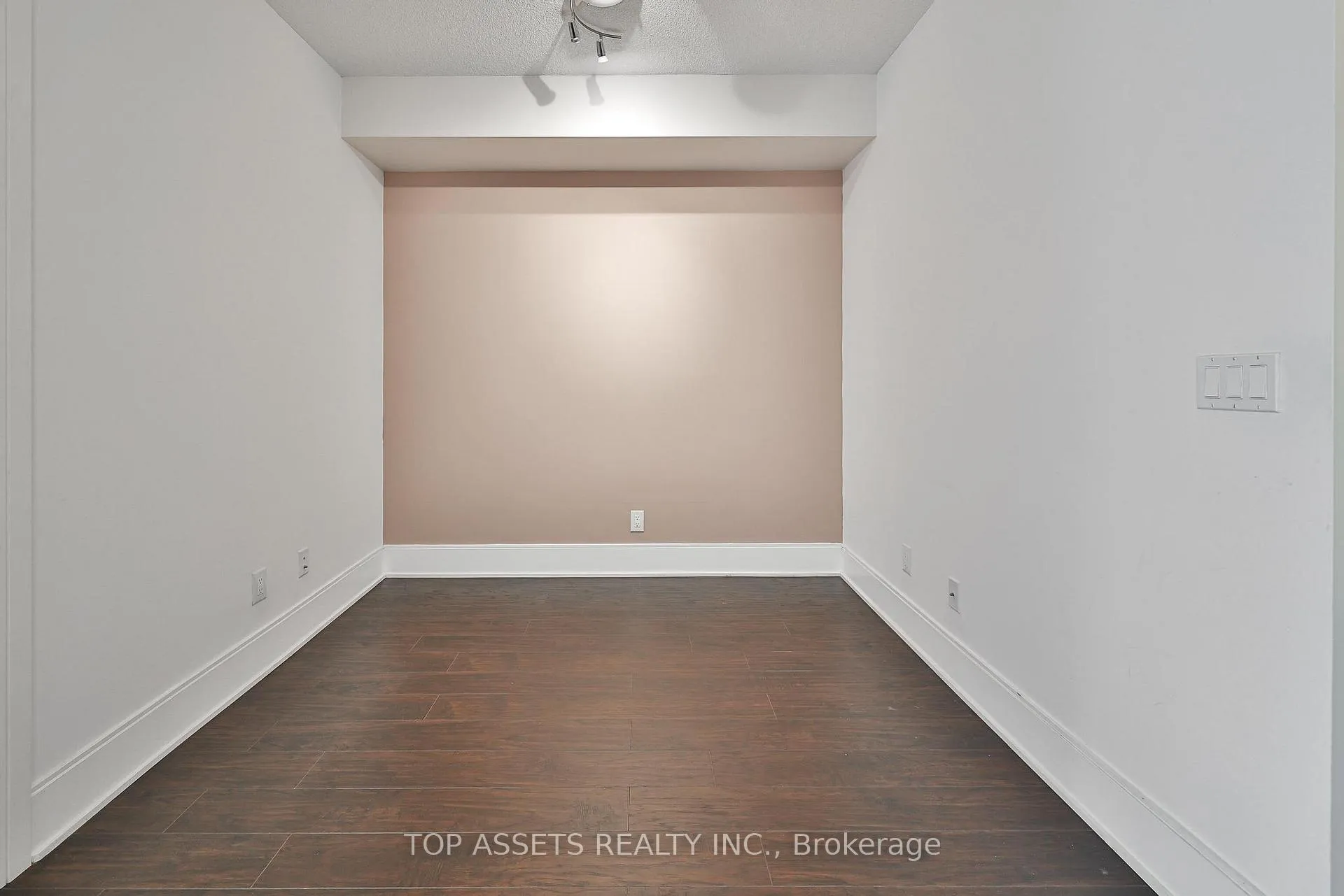 Photo 26 of Unit 708, 25 Broadway Avenue, Toronto, Mount Pleasant West — HOMEH