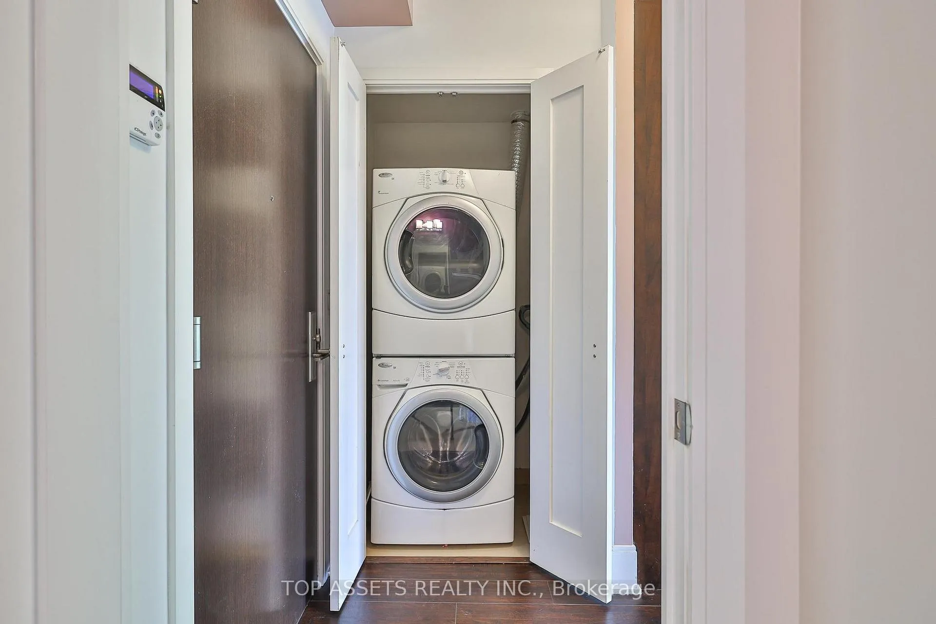Photo 31 of Unit 708, 25 Broadway Avenue, Toronto, Mount Pleasant West — HOMEH