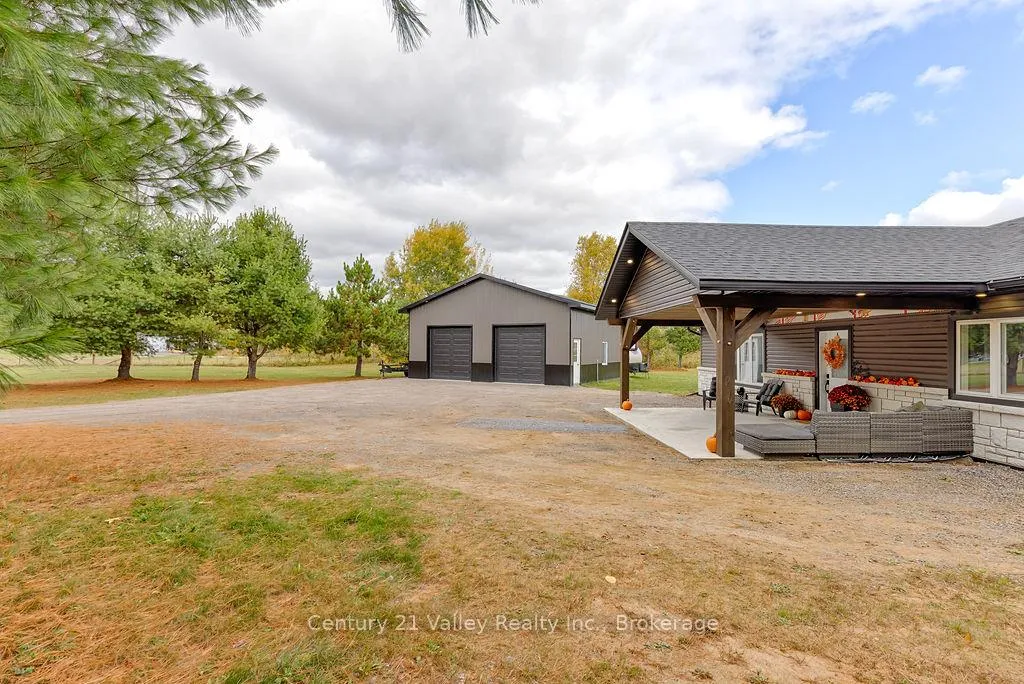 Photo 6 of 64 Eastern Avenue, Greater Madawaska — HOMEH