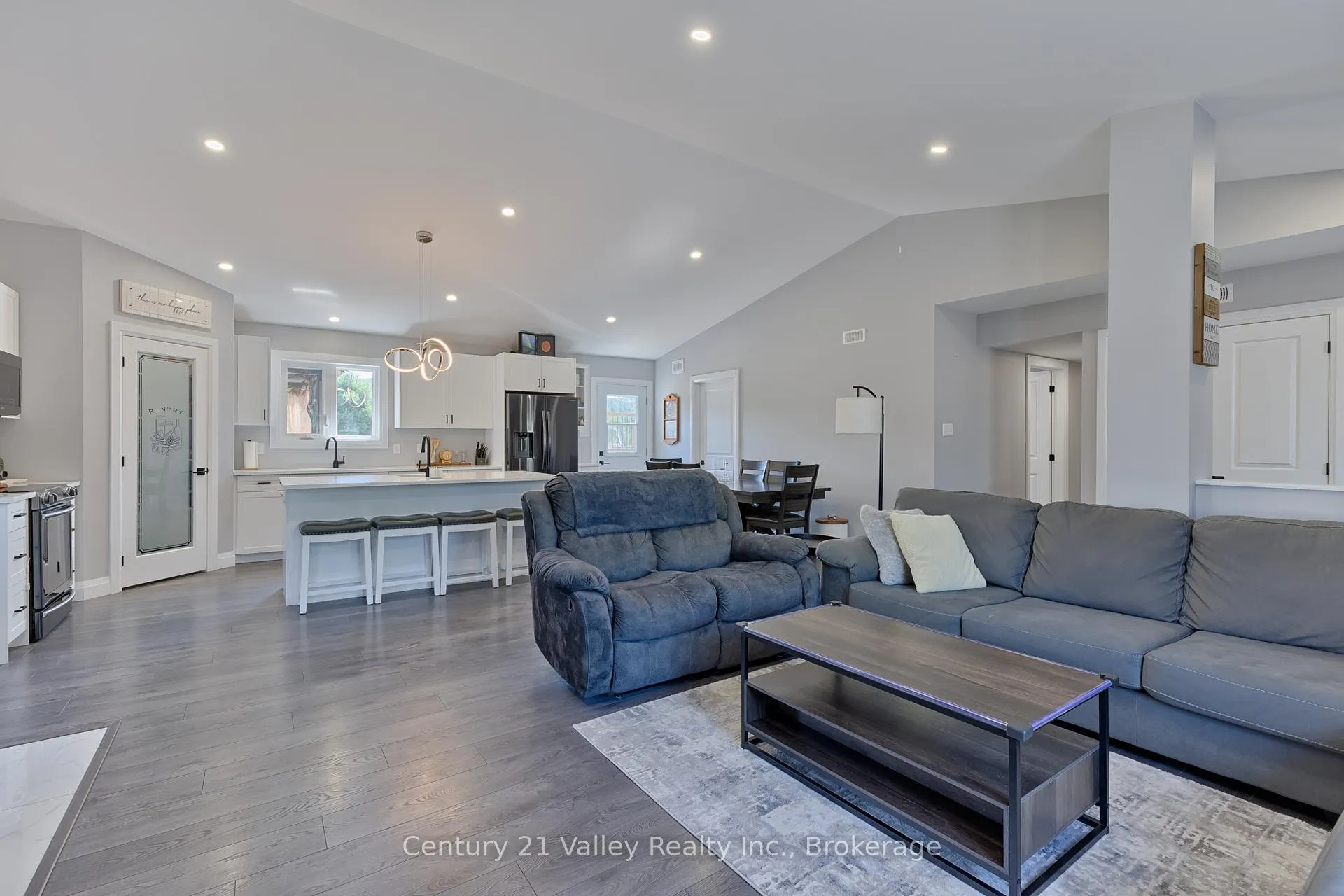 Photo 15 of 64 Eastern Avenue, Greater Madawaska — HOMEH