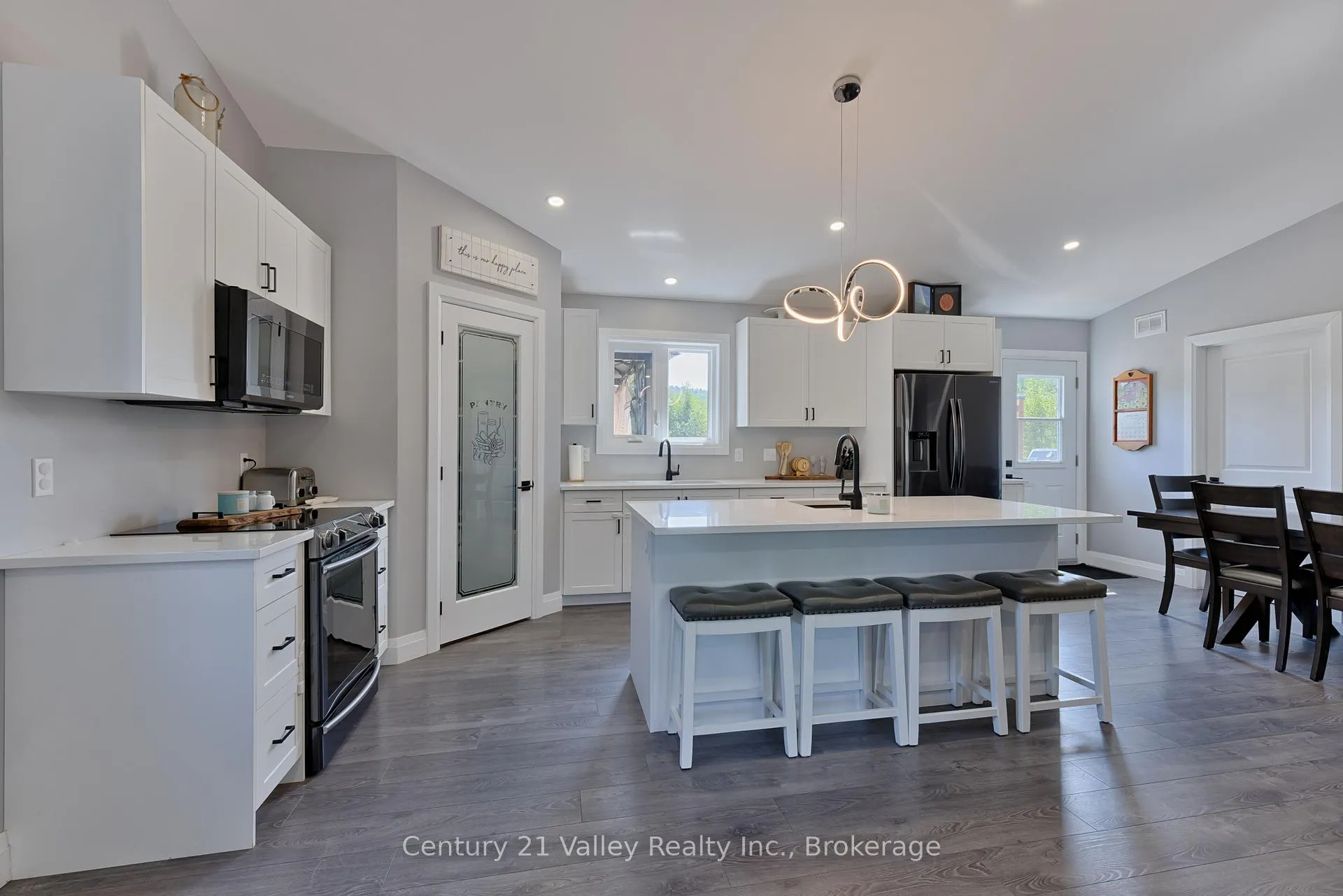 Photo 16 of 64 Eastern Avenue, Greater Madawaska — HOMEH