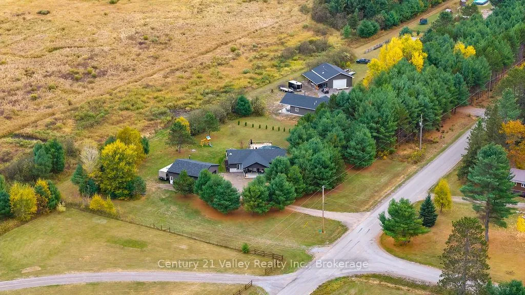 Photo 43 of 64 Eastern Avenue, Greater Madawaska — HOMEH