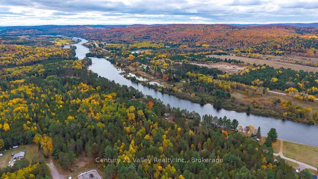 Photo 49 of 64 Eastern Avenue, Greater Madawaska — HOMEH