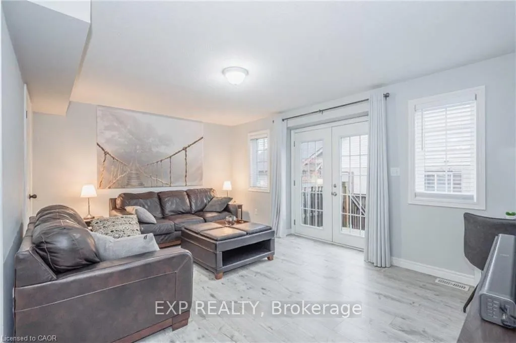 Photo 6 of Unit 26A, 15 Carere Crescent, Guelph, Victoria North — HOMEH