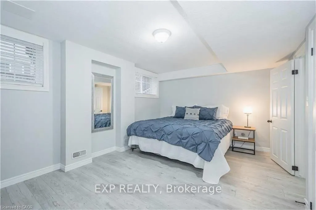 Photo 10 of Unit 26A, 15 Carere Crescent, Guelph, Victoria North — HOMEH