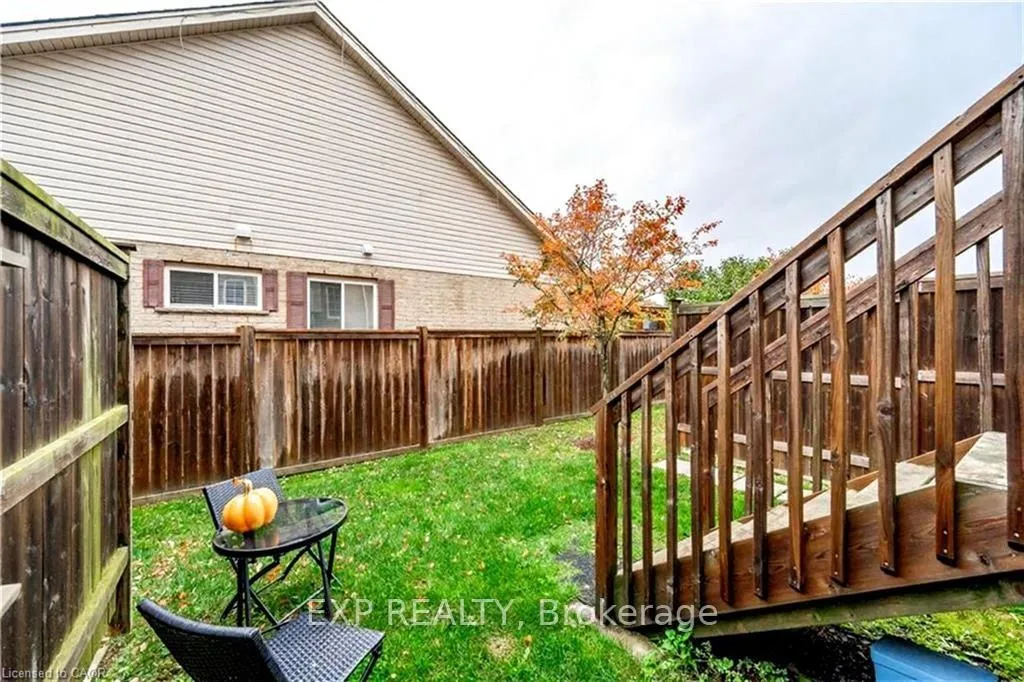 Photo 15 of Unit 26A, 15 Carere Crescent, Guelph, Victoria North — HOMEH