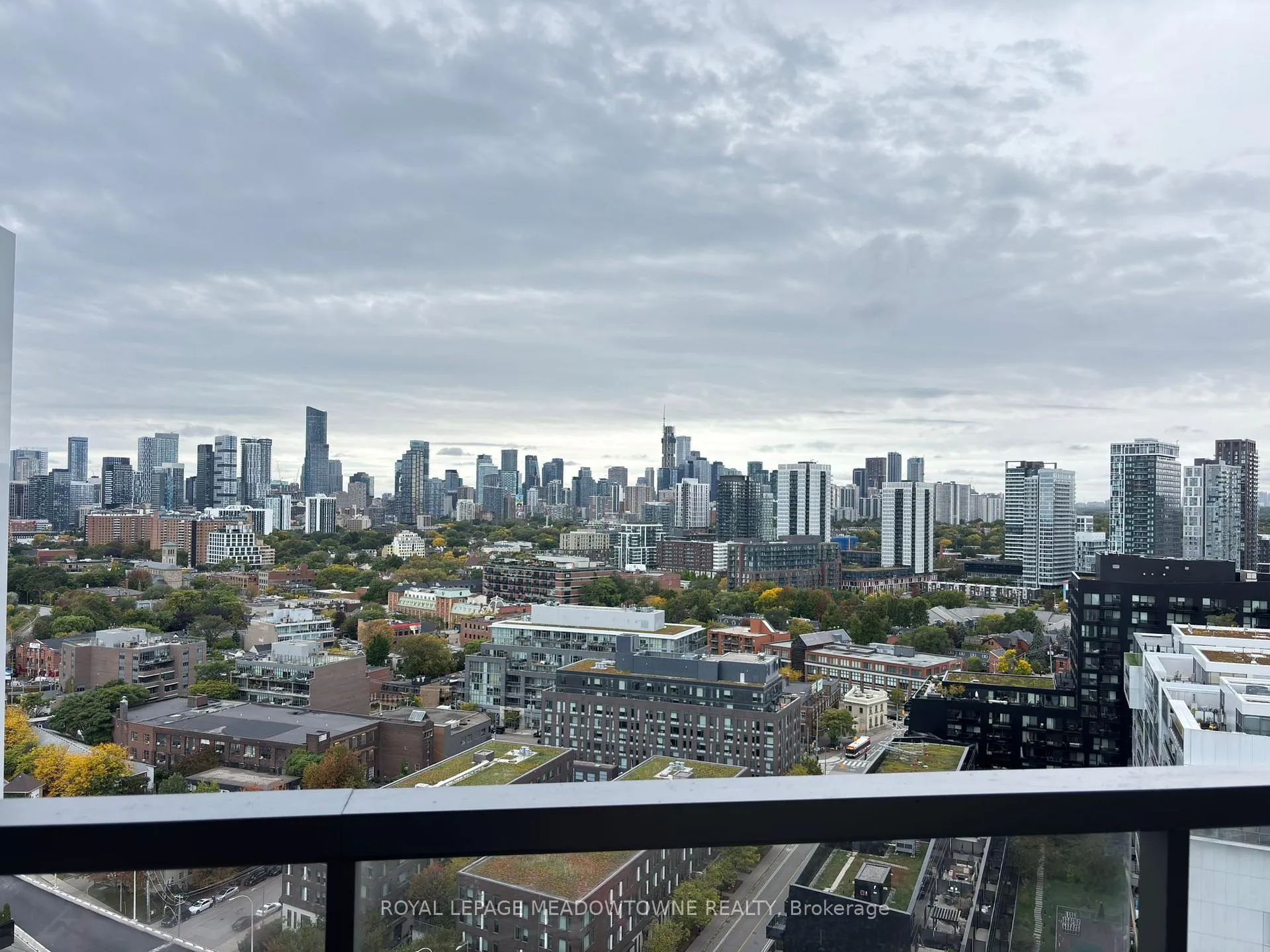 Photo 13 of Unit 2104, 170 Bayview Avenue, Toronto, Moss Park — HOMEH