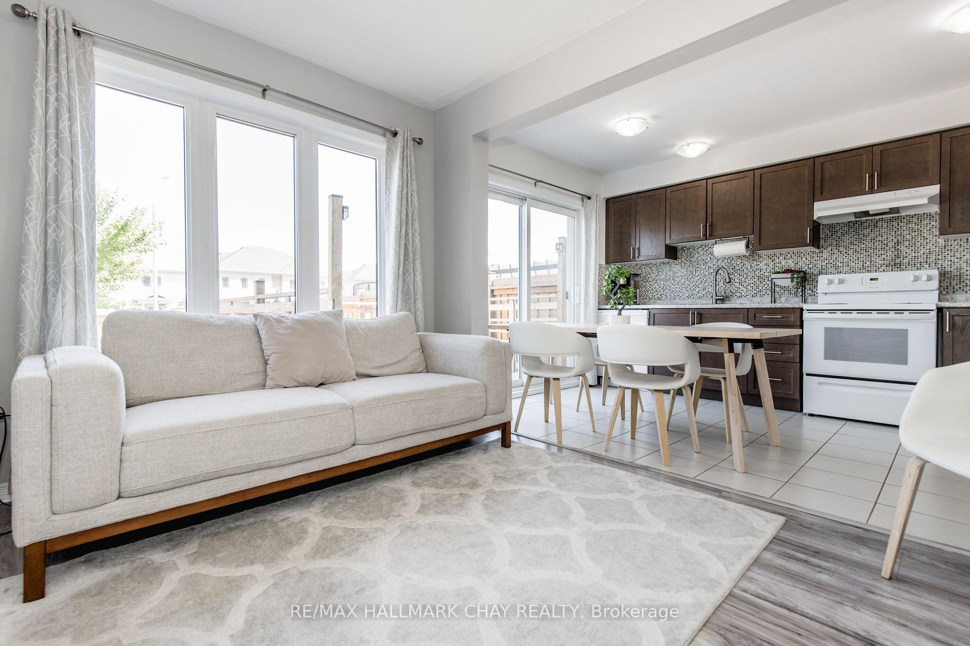 Photo 14 of 82 Franks Way, Barrie, Allandale — HOMEH