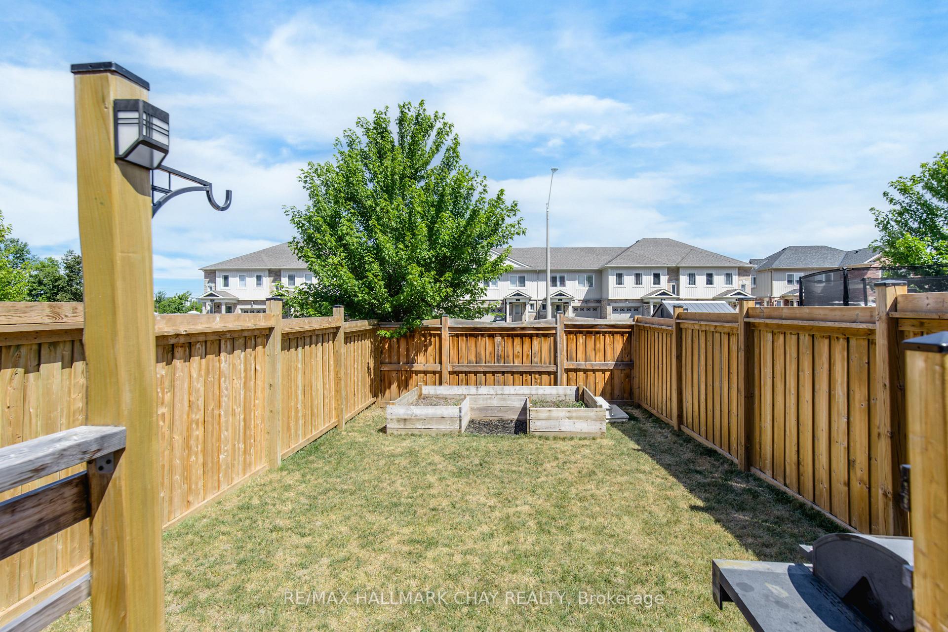 Photo 24 of 82 Franks Way, Barrie, Allandale — HOMEH