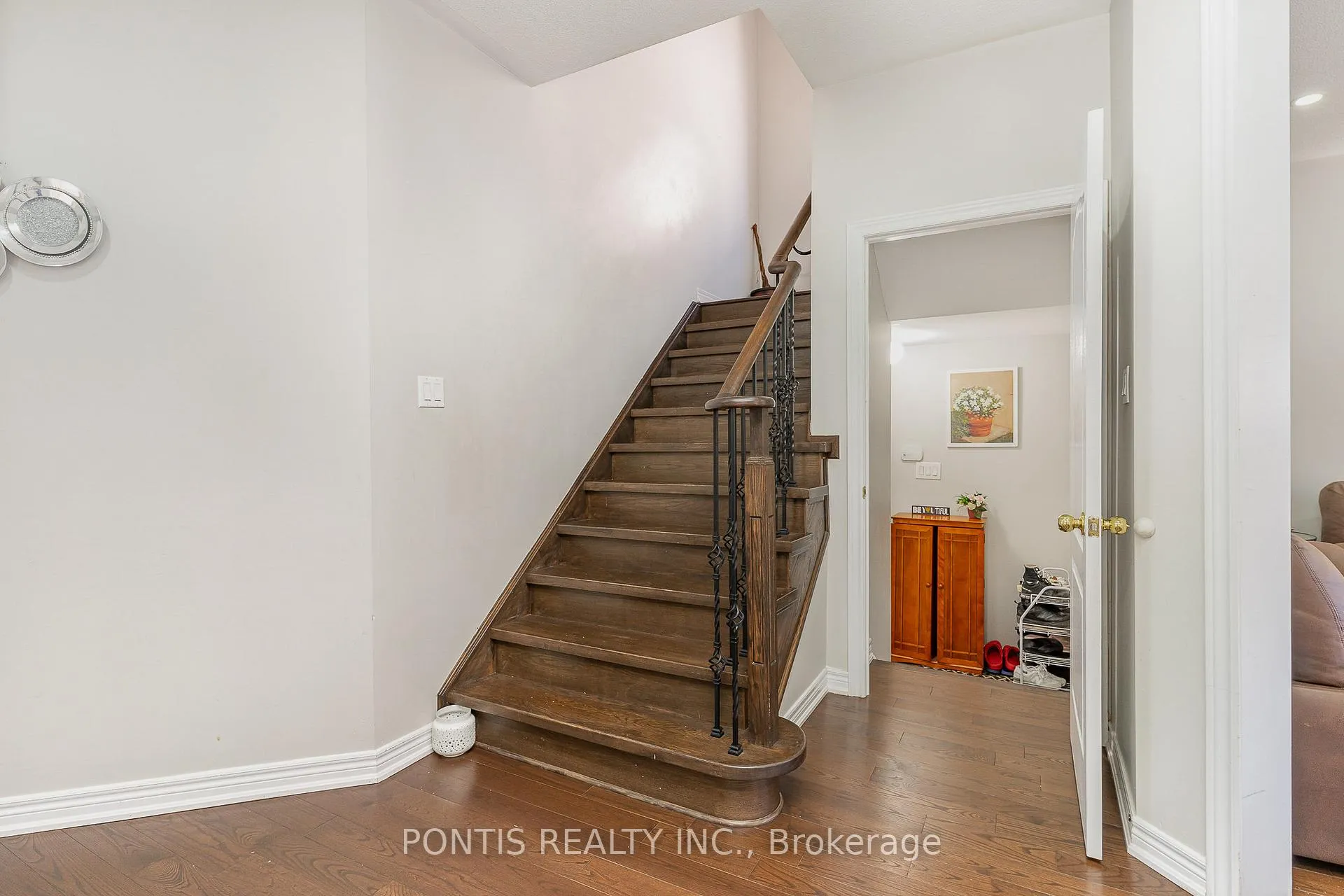 Photo 19 of 72 Vanwood Crescent, Brampton, Vales of Castlemore — HOMEH