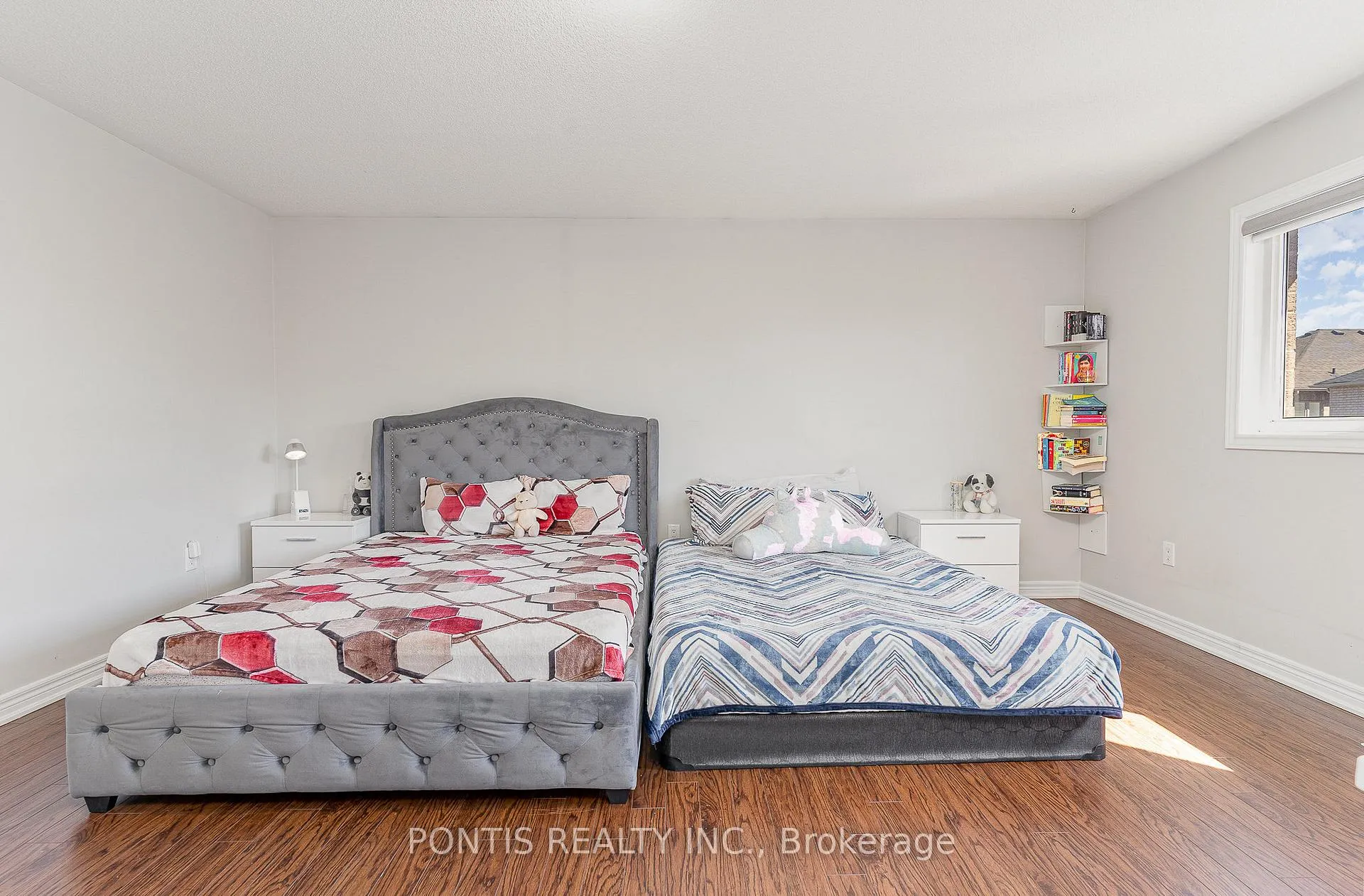 Photo 21 of 72 Vanwood Crescent, Brampton, Vales of Castlemore — HOMEH