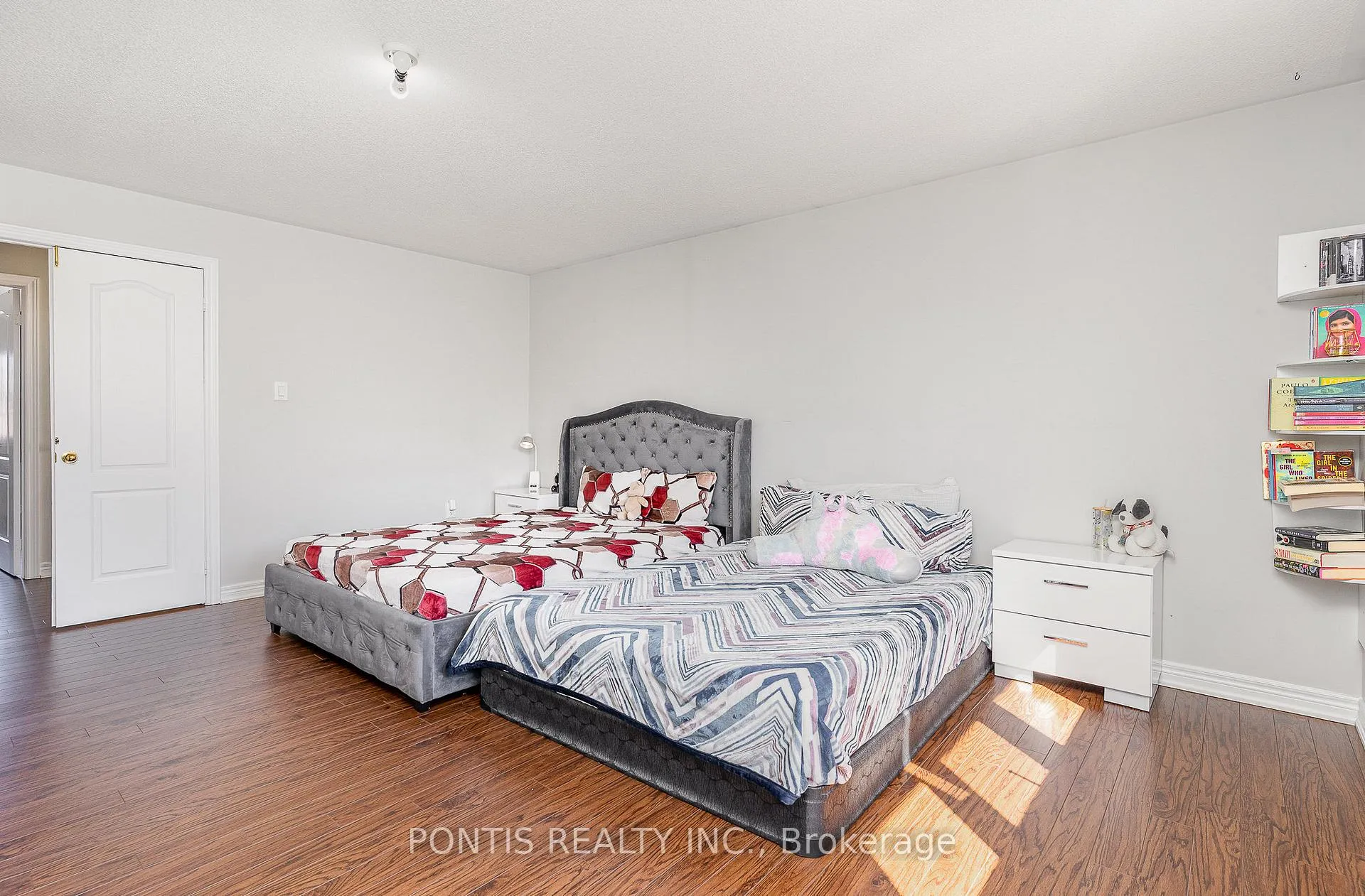 Photo 23 of 72 Vanwood Crescent, Brampton, Vales of Castlemore — HOMEH