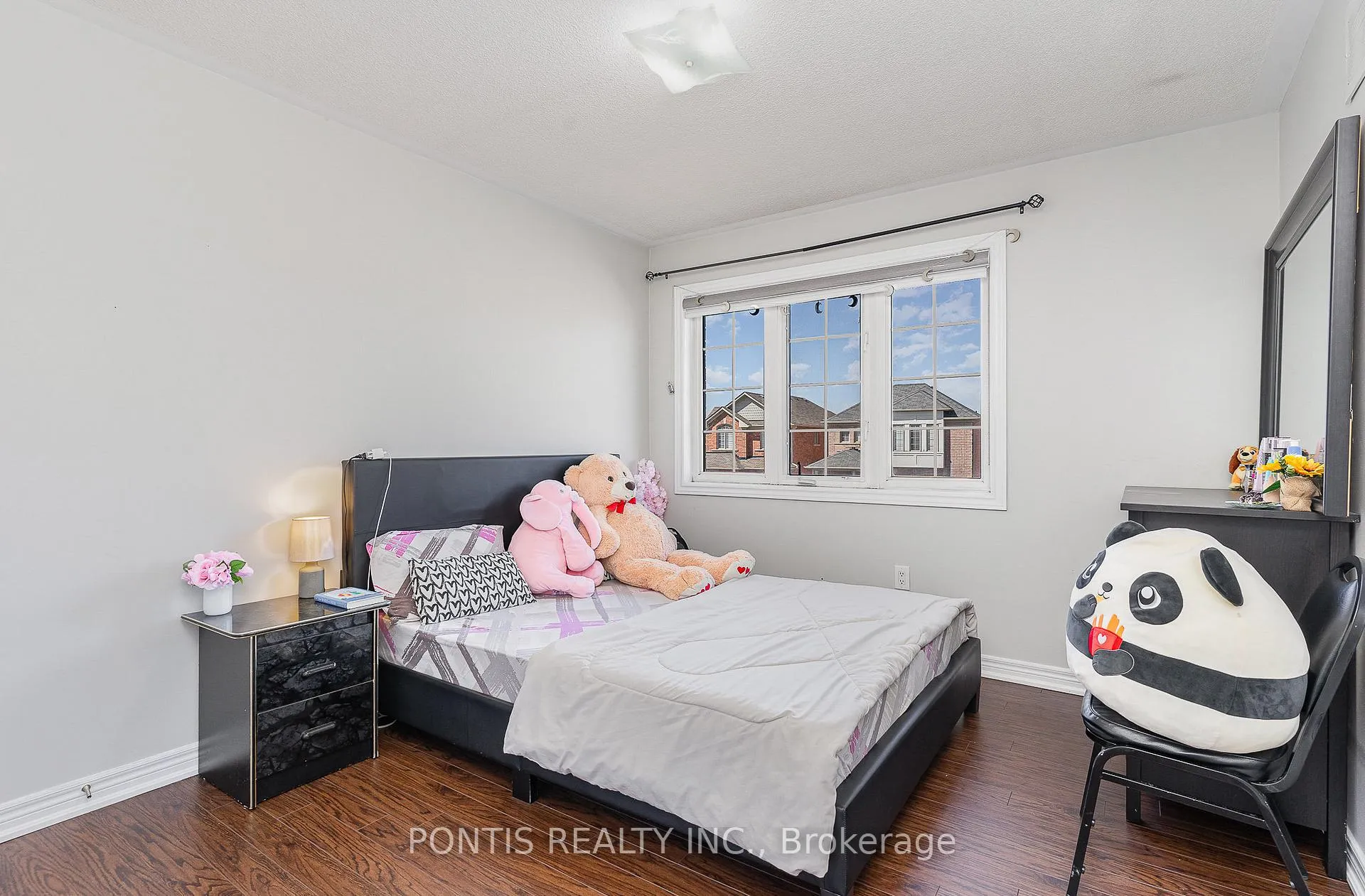 Photo 31 of 72 Vanwood Crescent, Brampton, Vales of Castlemore — HOMEH