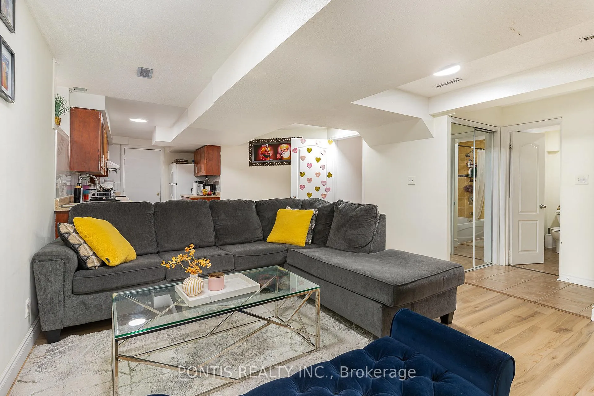 Photo 36 of 72 Vanwood Crescent, Brampton, Vales of Castlemore — HOMEH