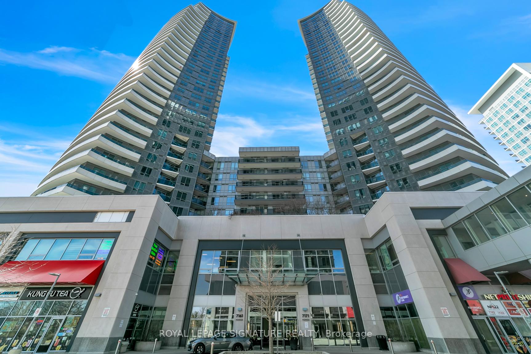 Front of Unit Ph316, 7161 Yonge Street
