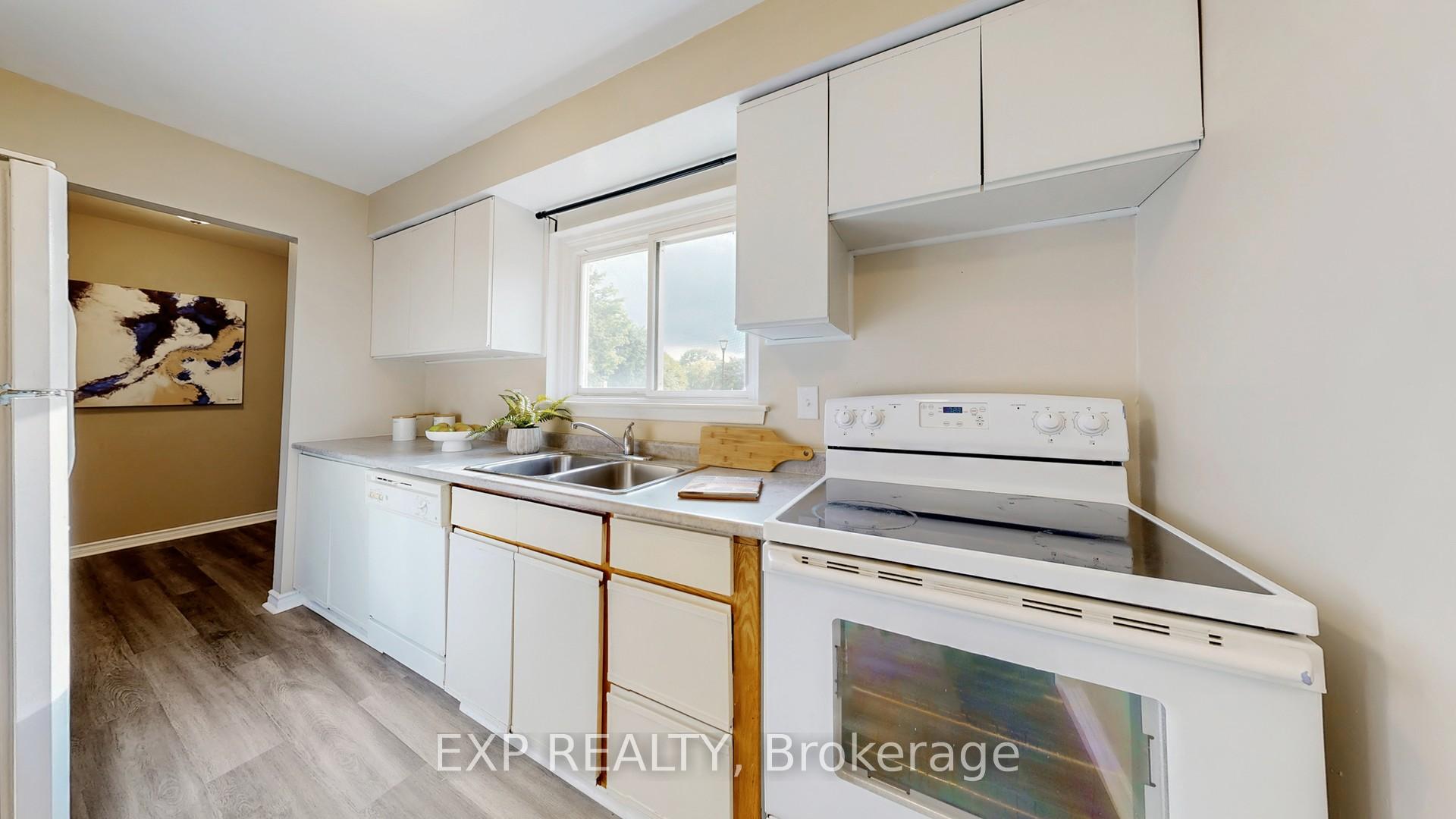 Photo 7 of Unit 70, 1235 Radom Street, Pickering, Bay Ridges — HOMEH