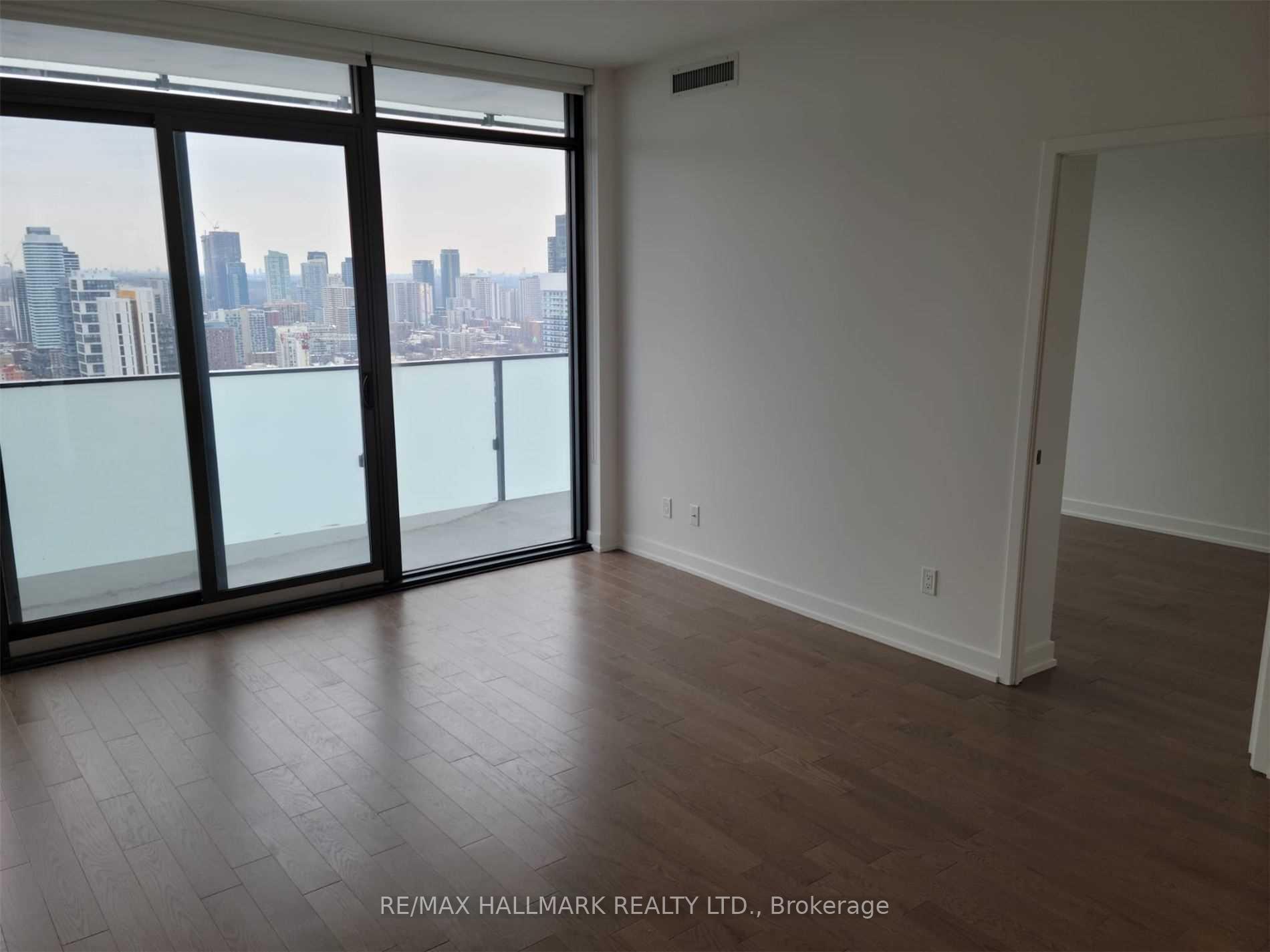 Photo 6 of Unit 3810, 20 Lombard Street, Toronto, Church-Yonge Corridor — HOMEH