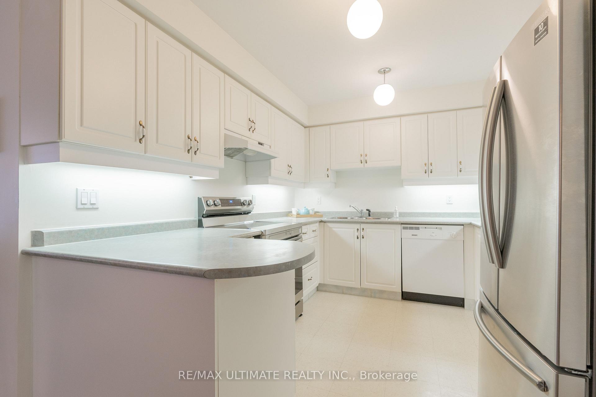 Photo 10 of Unit 402, 1387 Bayview Avenue, Toronto, Leaside — HOMEH