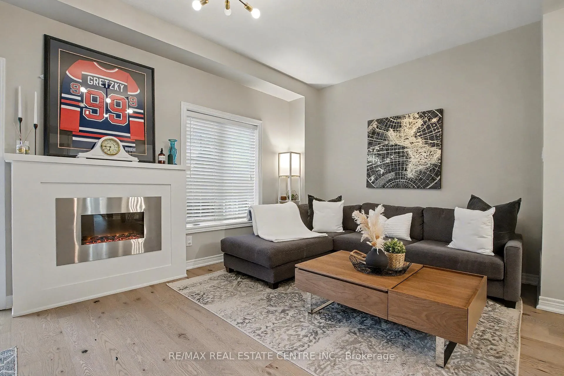 Photo 17 of Unit 4, 215 Dundas Street E, Hamilton, Waterdown — HOMEH