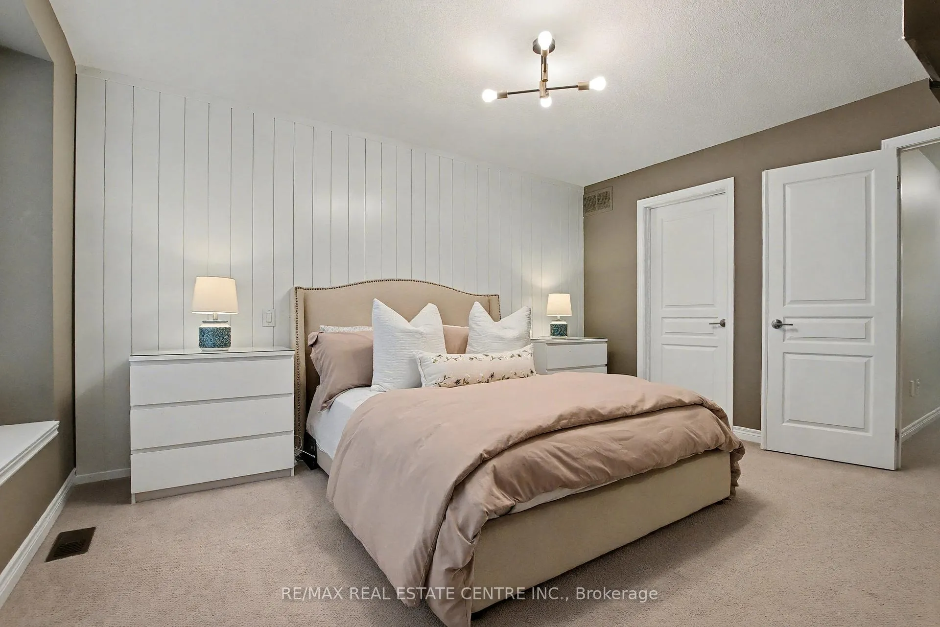 Photo 26 of Unit 4, 215 Dundas Street E, Hamilton, Waterdown — HOMEH