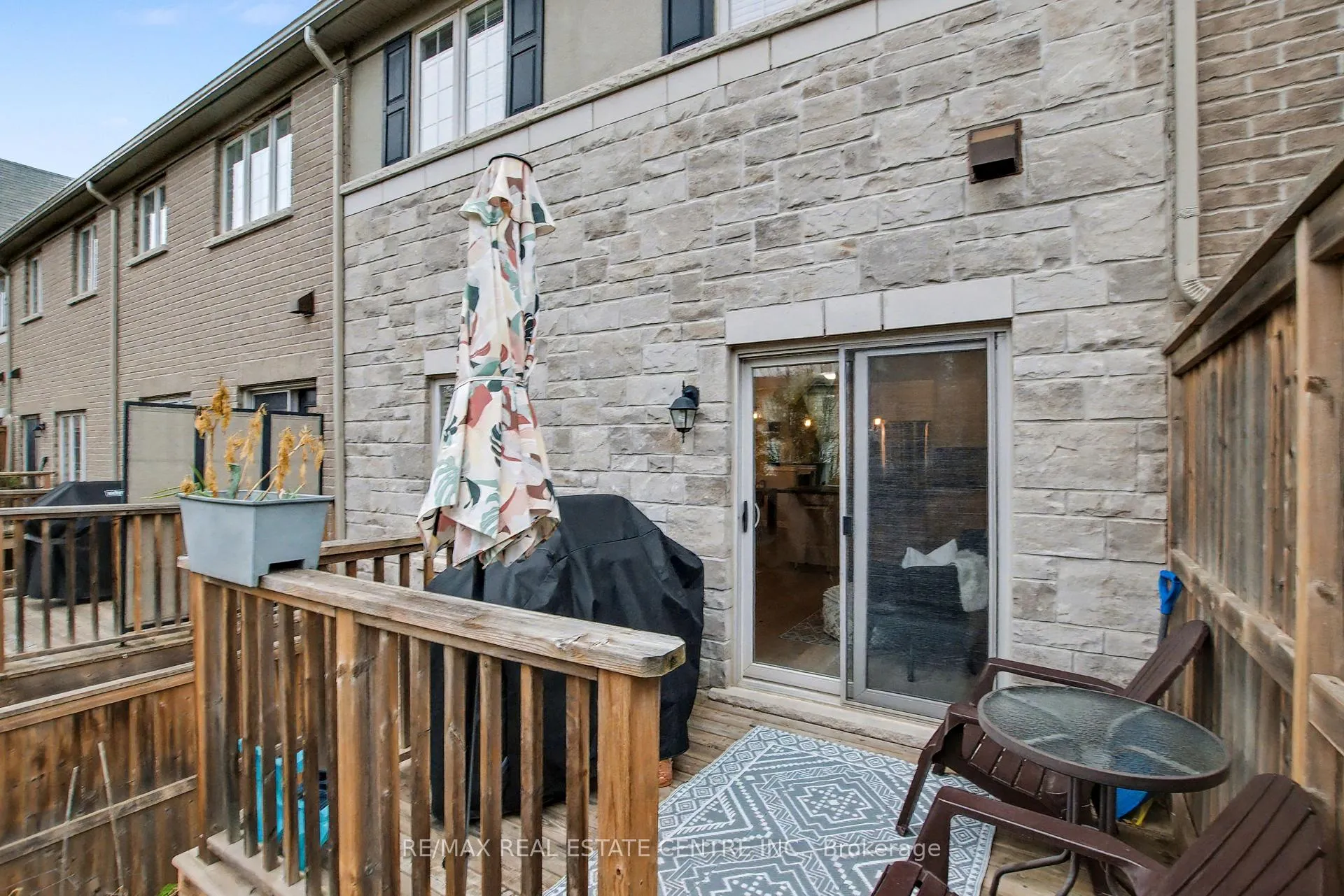 Photo 41 of Unit 4, 215 Dundas Street E, Hamilton, Waterdown — HOMEH