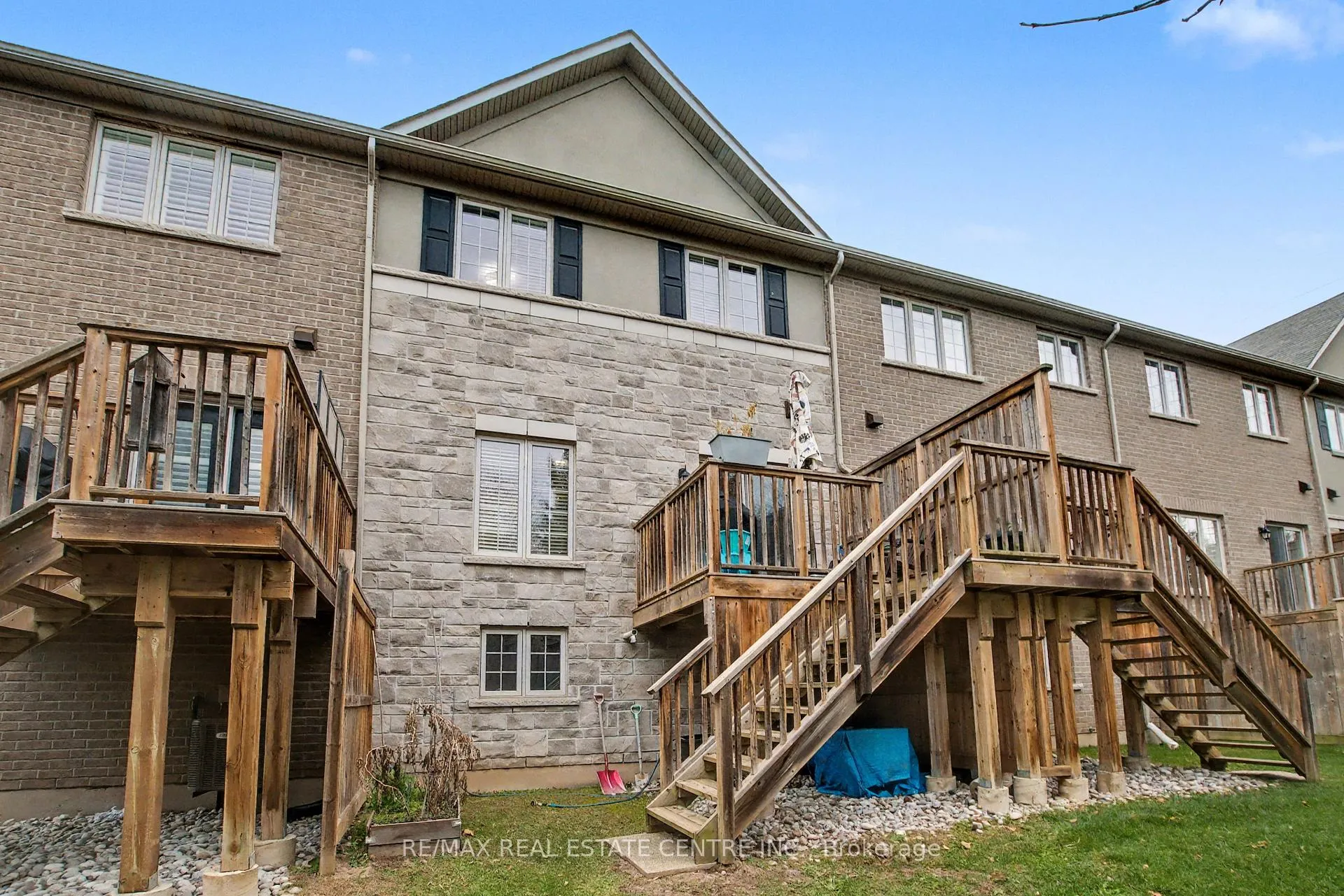 Photo 44 of Unit 4, 215 Dundas Street E, Hamilton, Waterdown — HOMEH