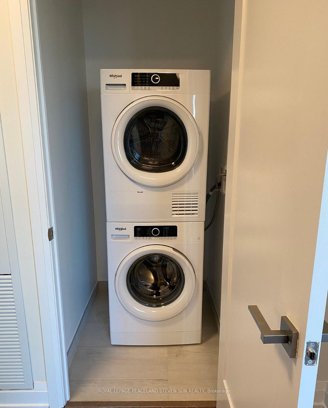 Photo 12 of Unit 2903, 18 Water Walk Drive, Markham, Unionville — HOMEH