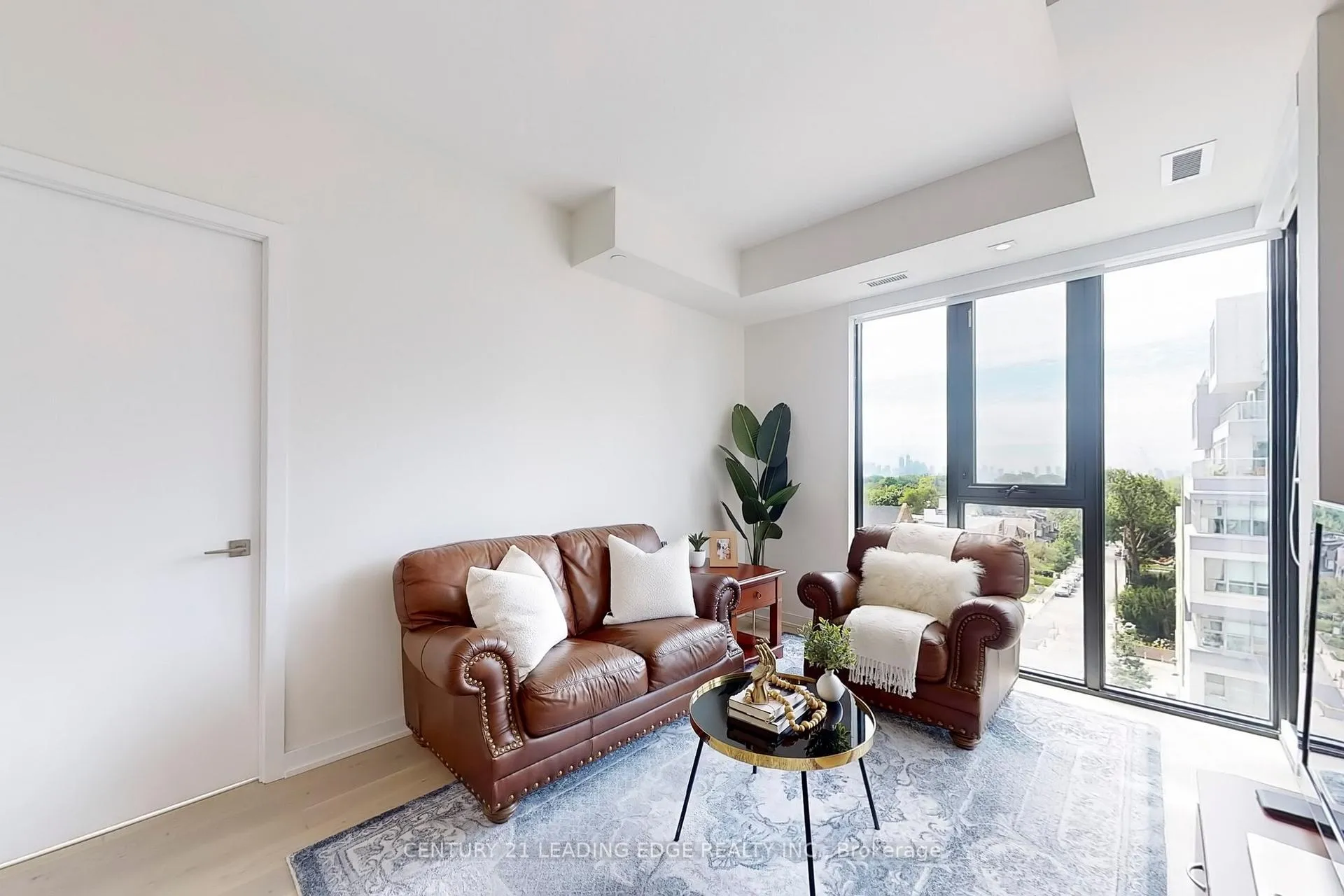 Photo 9 of Unit 804, 840 St Clair Avenue W, Toronto, Oakwood Village — HOMEH