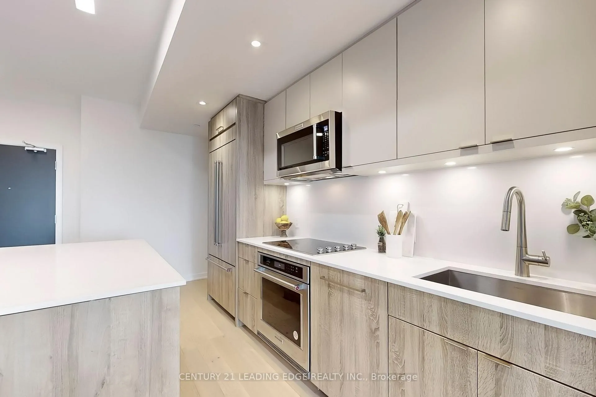 Photo 14 of Unit 804, 840 St Clair Avenue W, Toronto, Oakwood Village — HOMEH