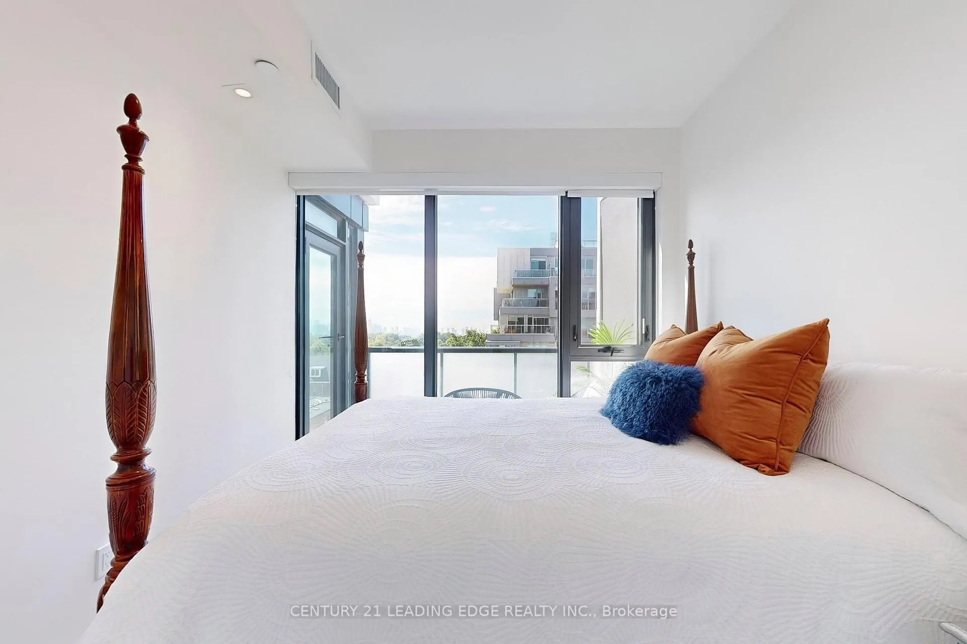 Photo 26 of Unit 804, 840 St Clair Avenue W, Toronto, Oakwood Village — HOMEH
