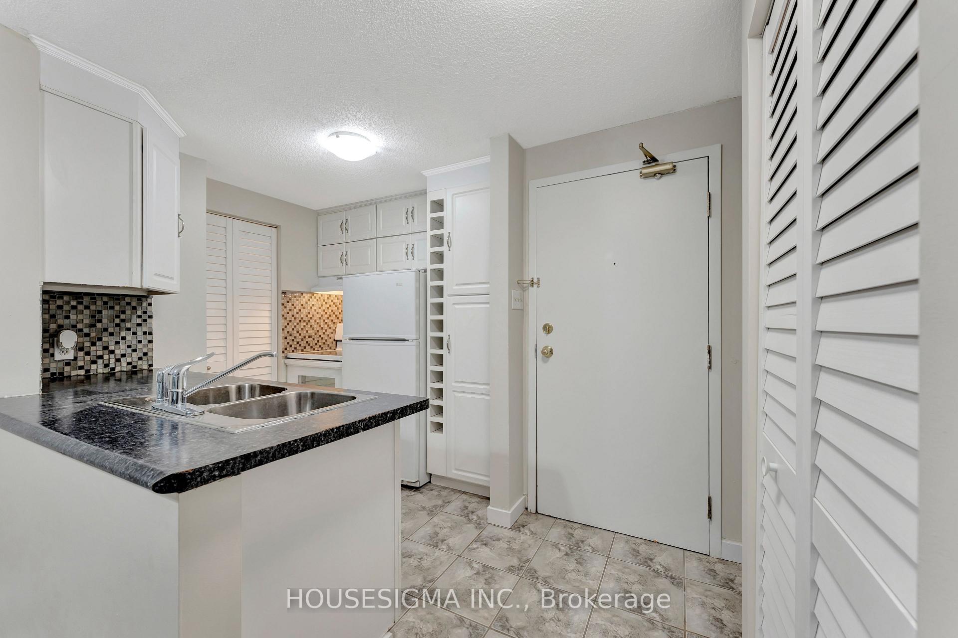 Photo 3 of Unit 206, 30 Bridge Street W, Kitchener — HOMEH