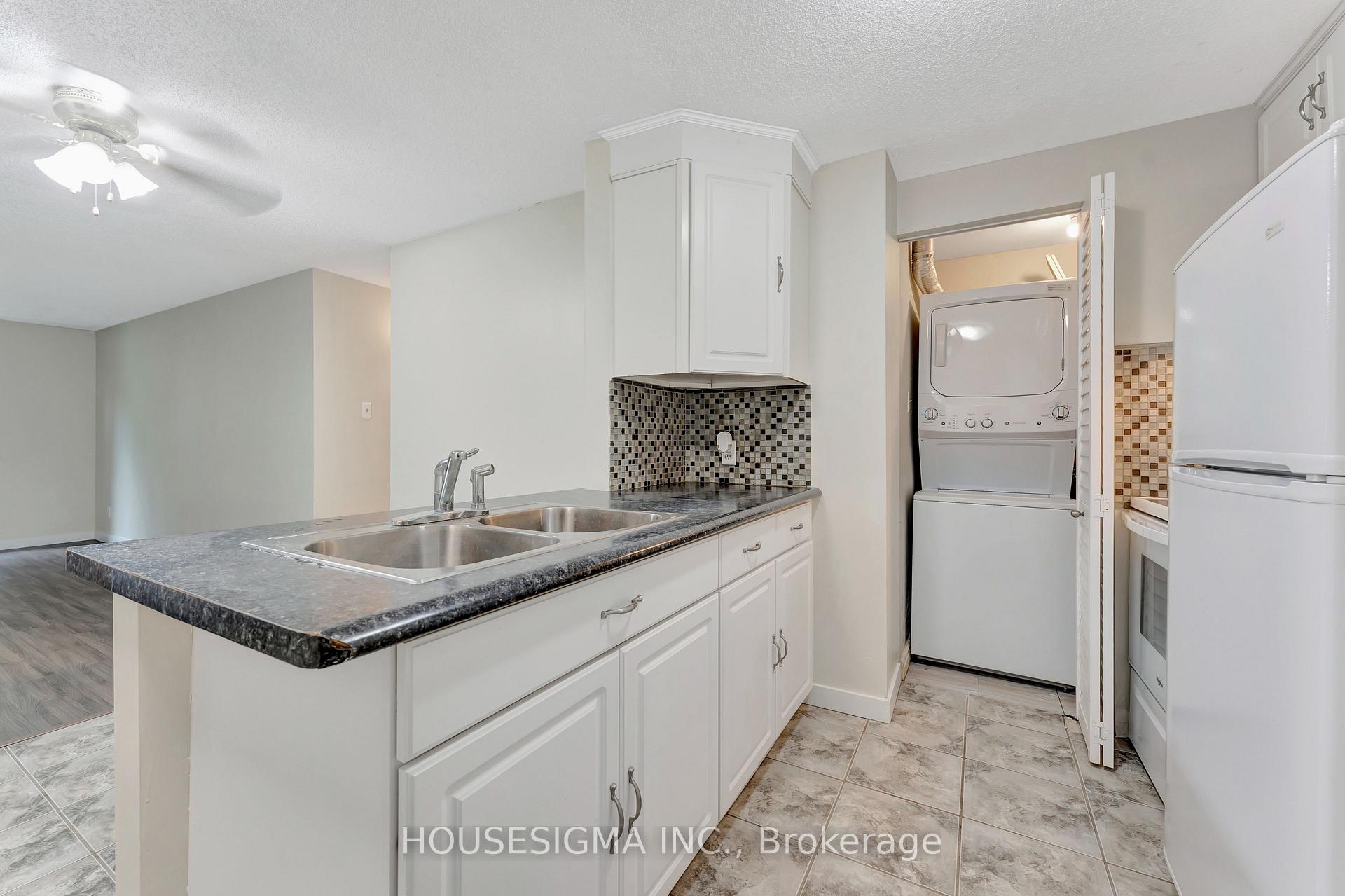 Photo 5 of Unit 206, 30 Bridge Street W, Kitchener — HOMEH