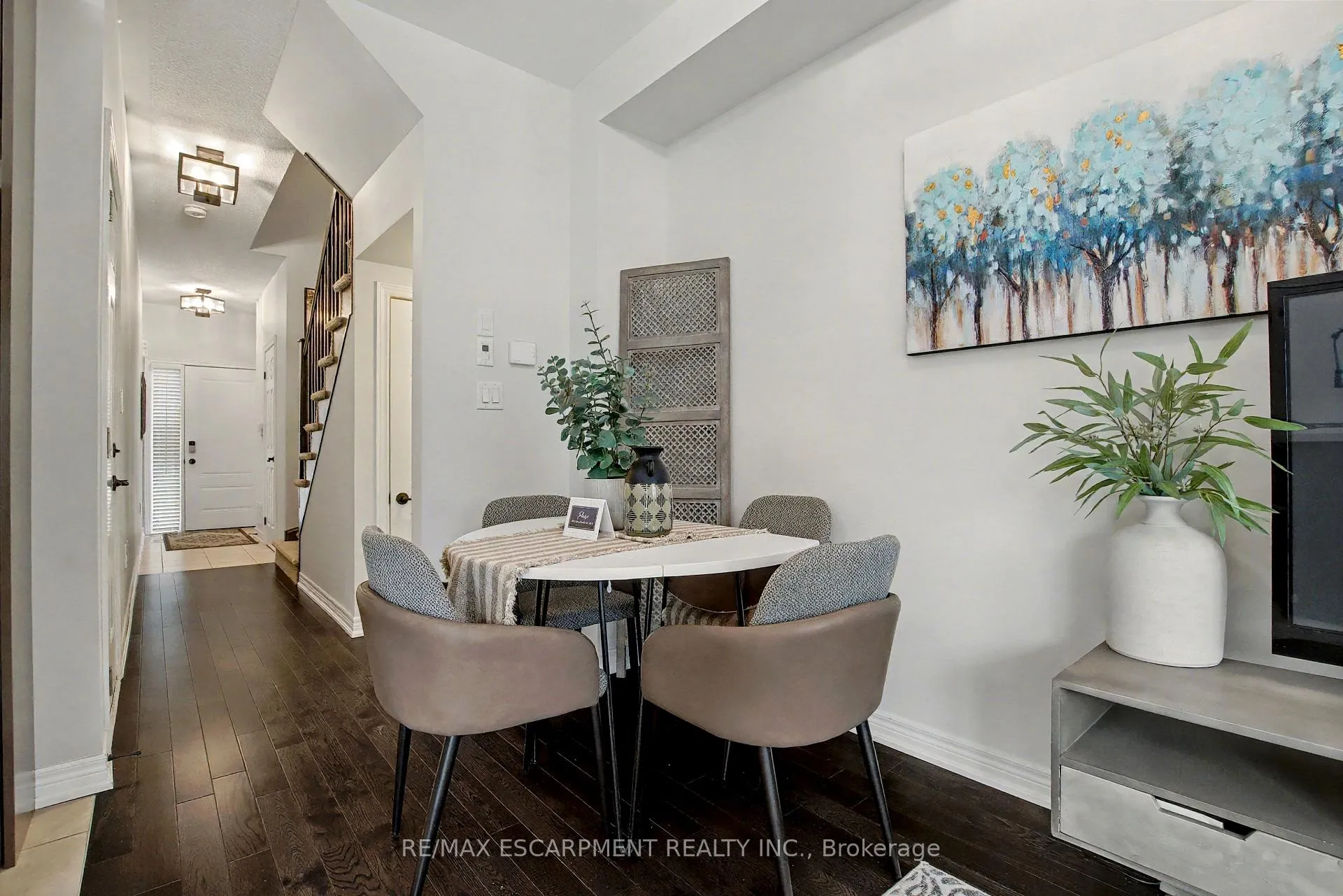 Photo 13 of Unit 24, 377 Glancaster Road, Hamilton, Villages of Glancaster — HOMEH