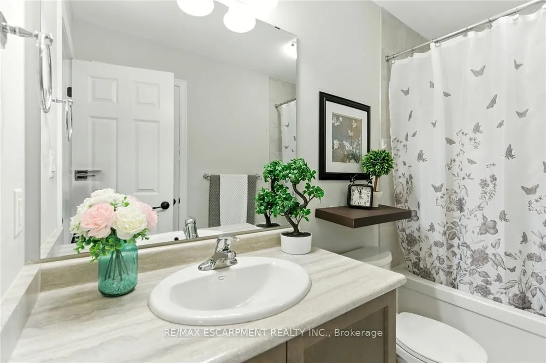 Photo 29 of Unit 24, 377 Glancaster Road, Hamilton, Villages of Glancaster — HOMEH