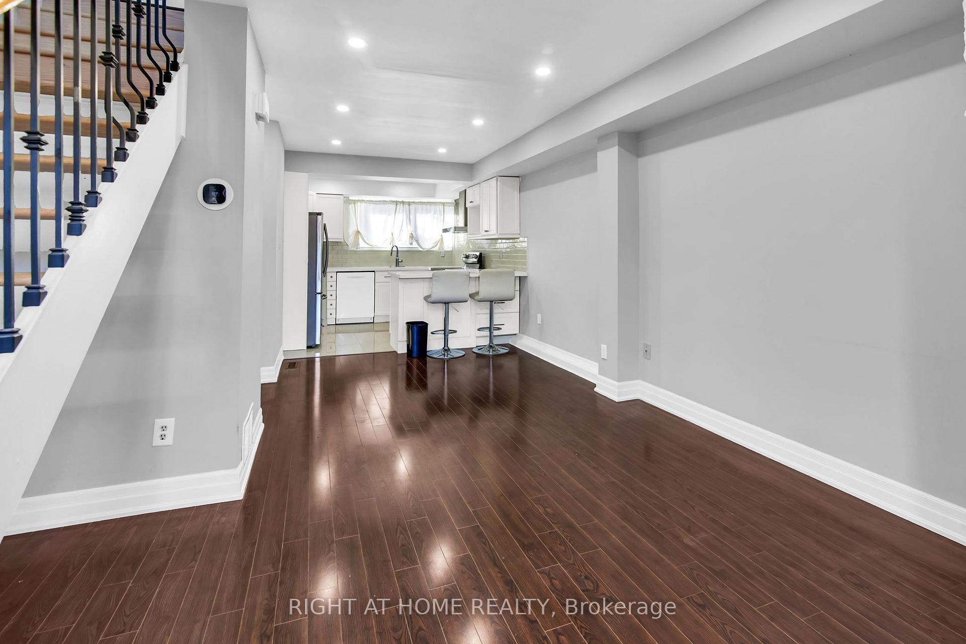 Photo 12 of Unit 13, 2716 St Clair Avenue E, Toronto, O'Connor-Parkview — HOMEH