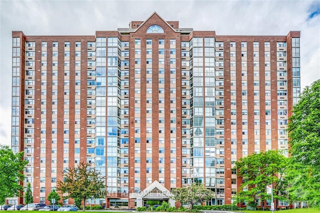 Front of Unit 1501, 2760 Carousel Crescent