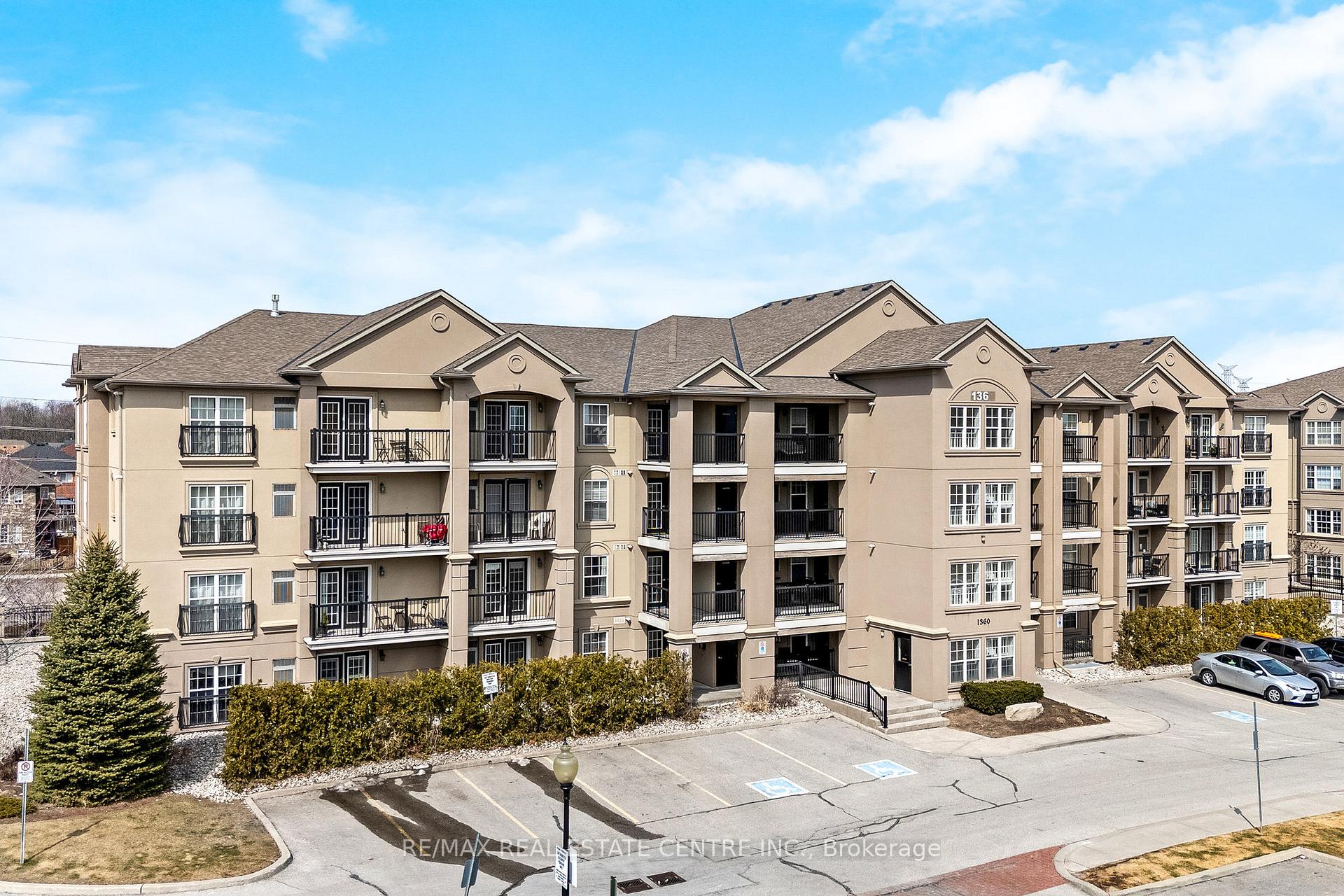 Front of Unit 304, 1360 Main Street E