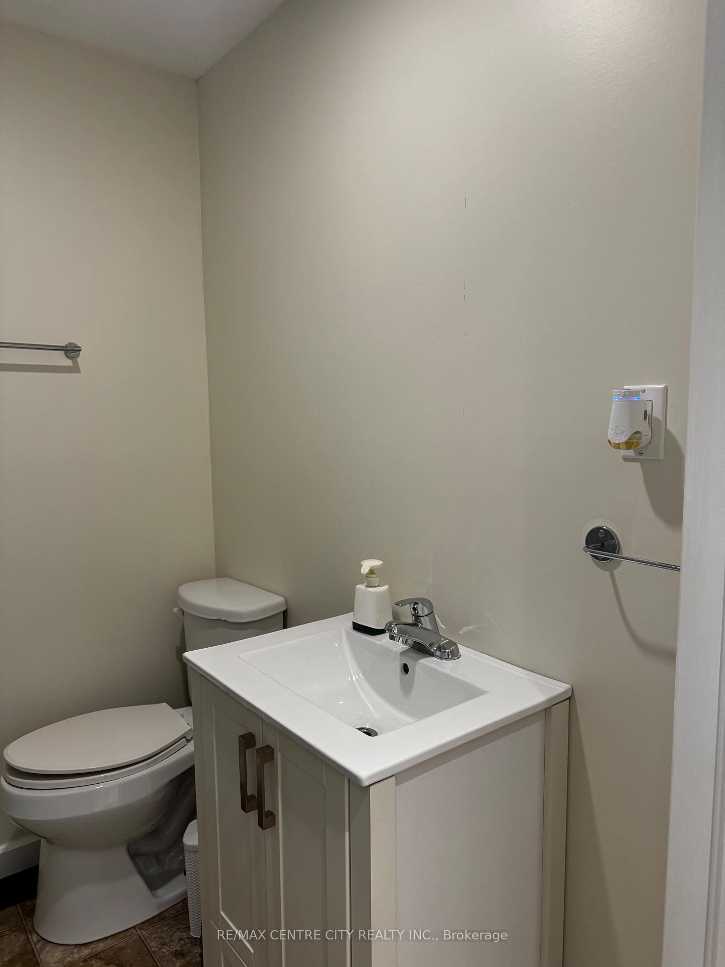 Photo 11 of 223 Colborne Street, Central Elgin, Port Stanley — HOMEH
