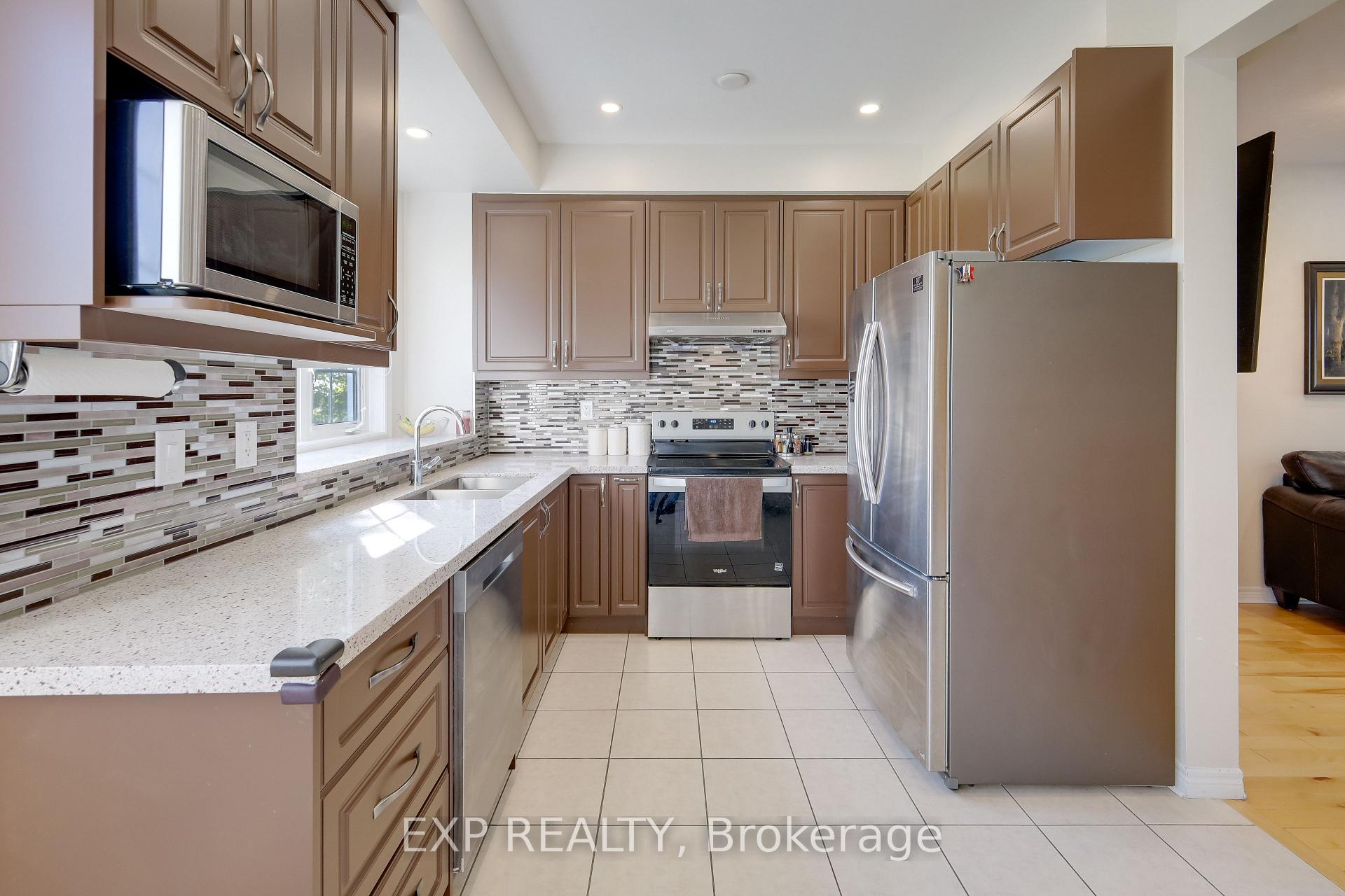 Photo 4 of 29 Annable Lane, Ajax, South East — HOMEH