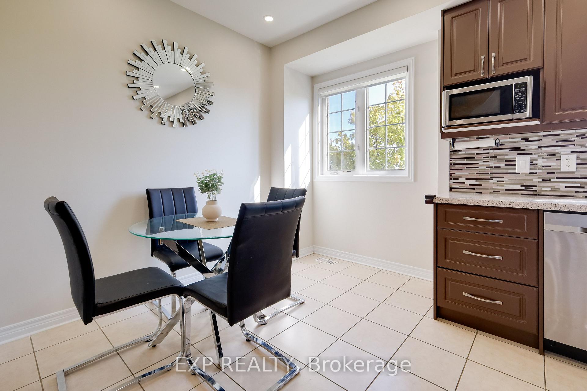 Photo 7 of 29 Annable Lane, Ajax, South East — HOMEH