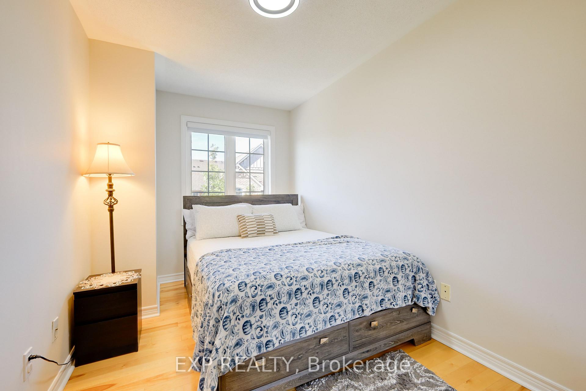 Photo 12 of 29 Annable Lane, Ajax, South East — HOMEH