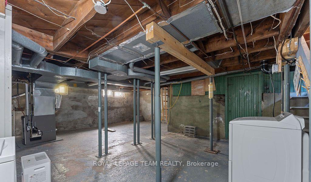 Photo 23 of 472 Edison Avenue, Ottawa, McKellar/Highland — HOMEH