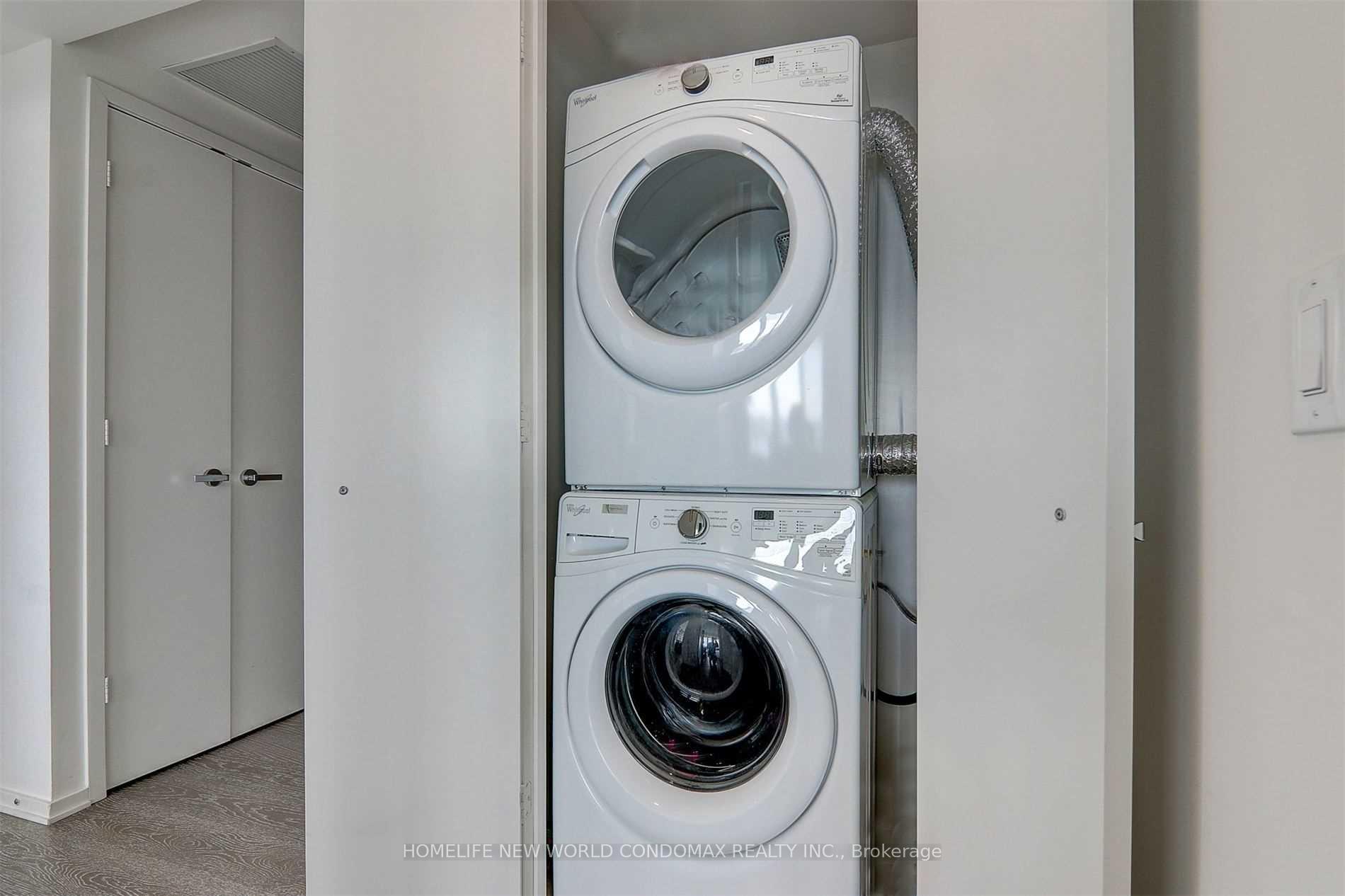 Photo 10 of Unit 6904, 1 Bloor Street E, Toronto, Church-Yonge Corridor — HOMEH