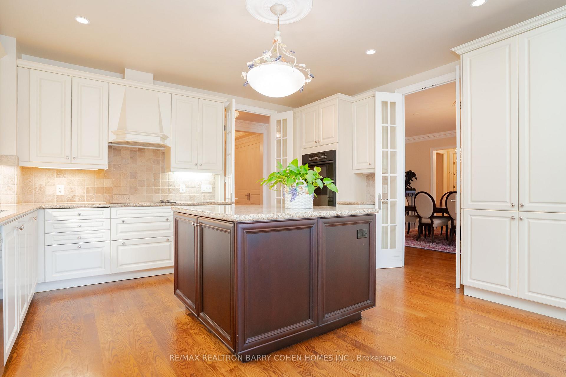 Photo 13 of Unit 108, 7071 Bayview Avenue, Markham, Bayview Glen — HOMEH