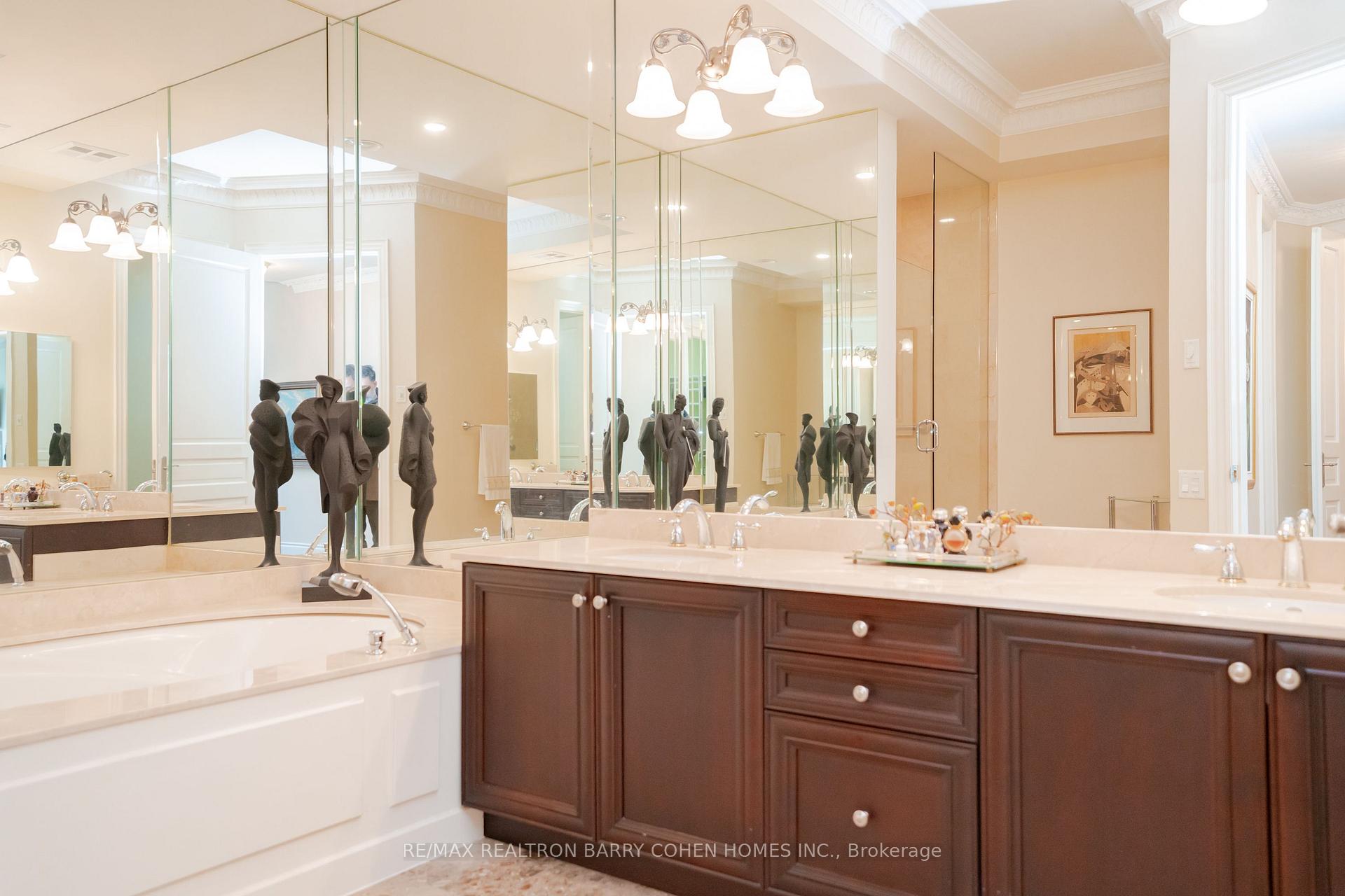 Photo 18 of Unit 108, 7071 Bayview Avenue, Markham, Bayview Glen — HOMEH
