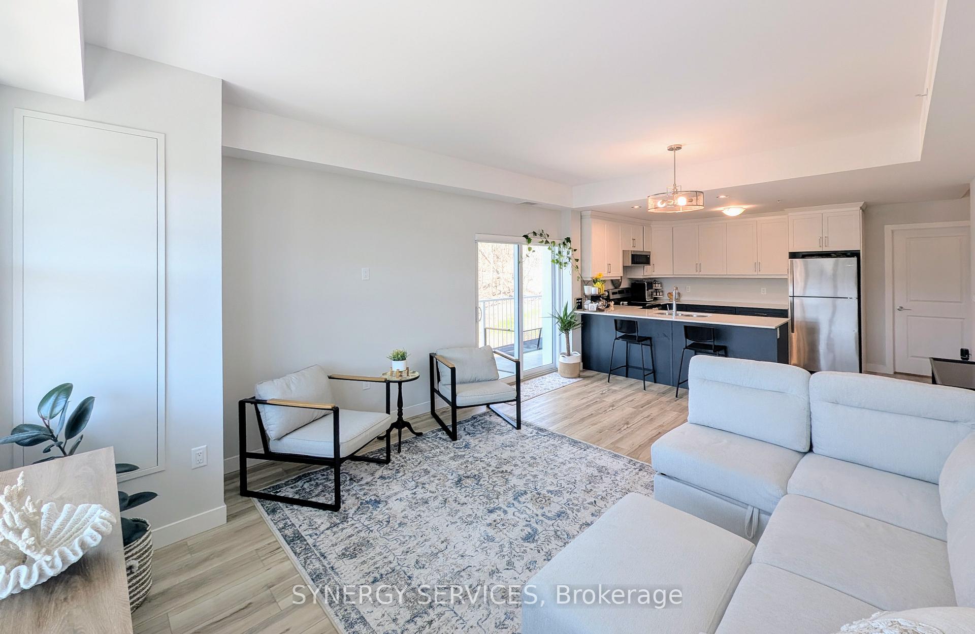 Photo 5 of Unit 410, 100 The Promenade, Central Elgin, Rural Central Elgin — HOMEH