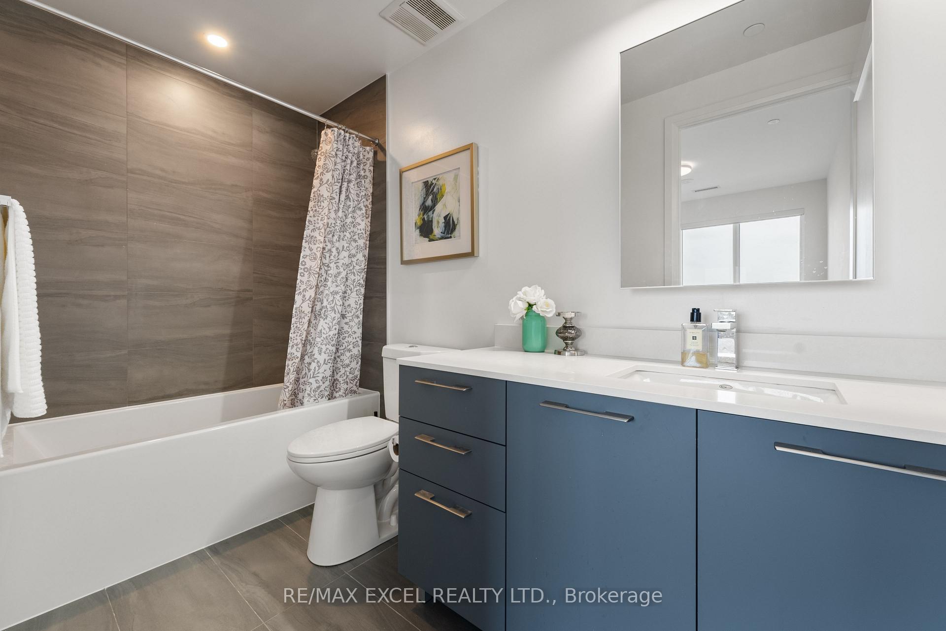 Photo 8 of Unit 1009, 38 Water Walk Drive, Markham, Unionville — HOMEH
