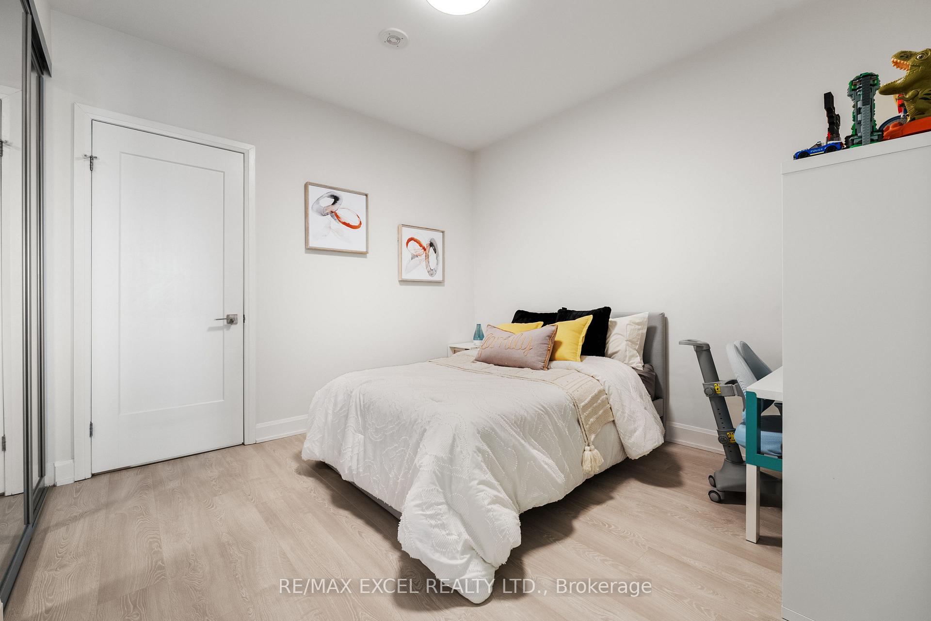 Photo 9 of Unit 1009, 38 Water Walk Drive, Markham, Unionville — HOMEH